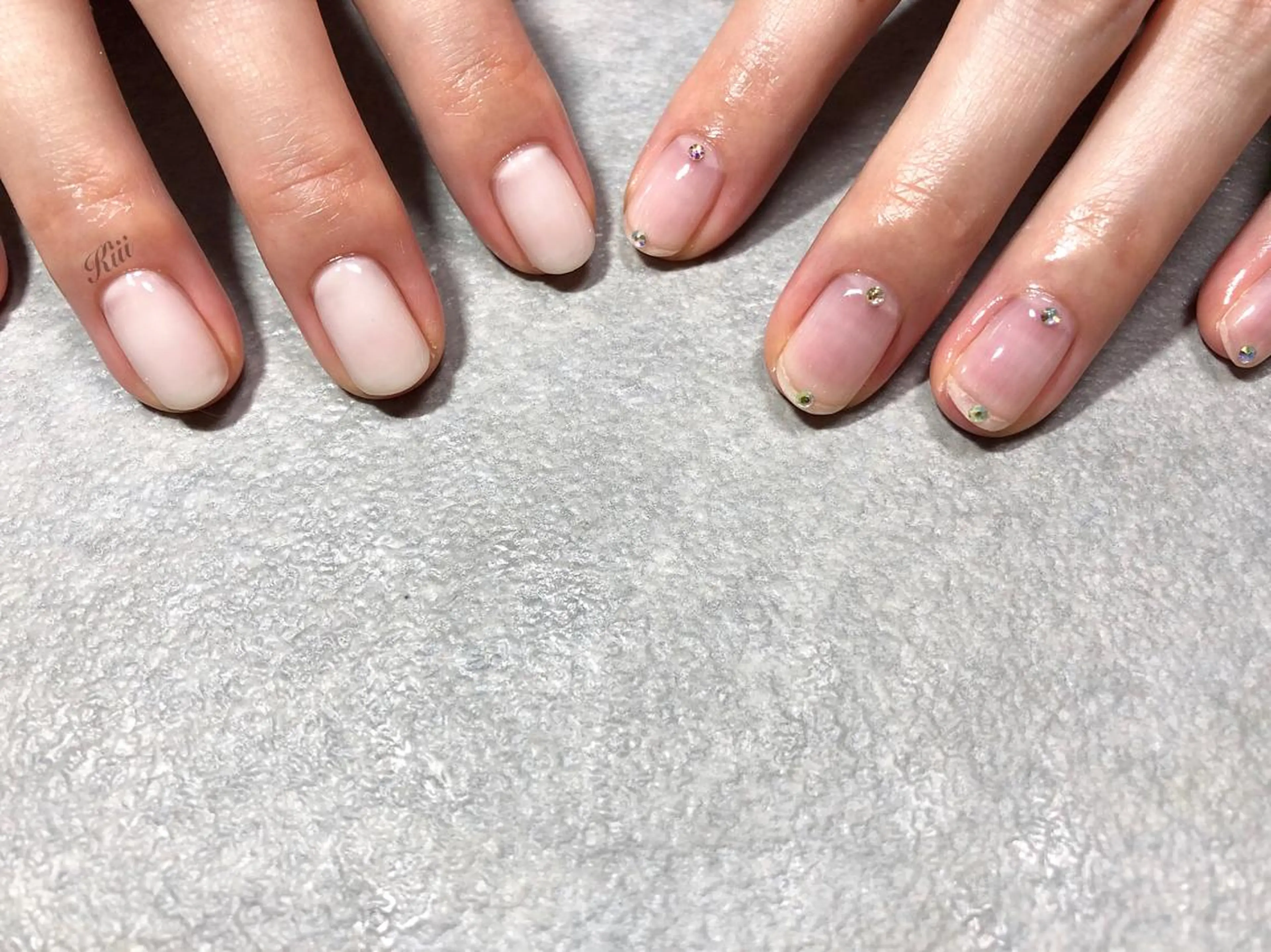 ネイル ハンドネイル フットネイル kiii.__ ✴︎*のネイルデザイン