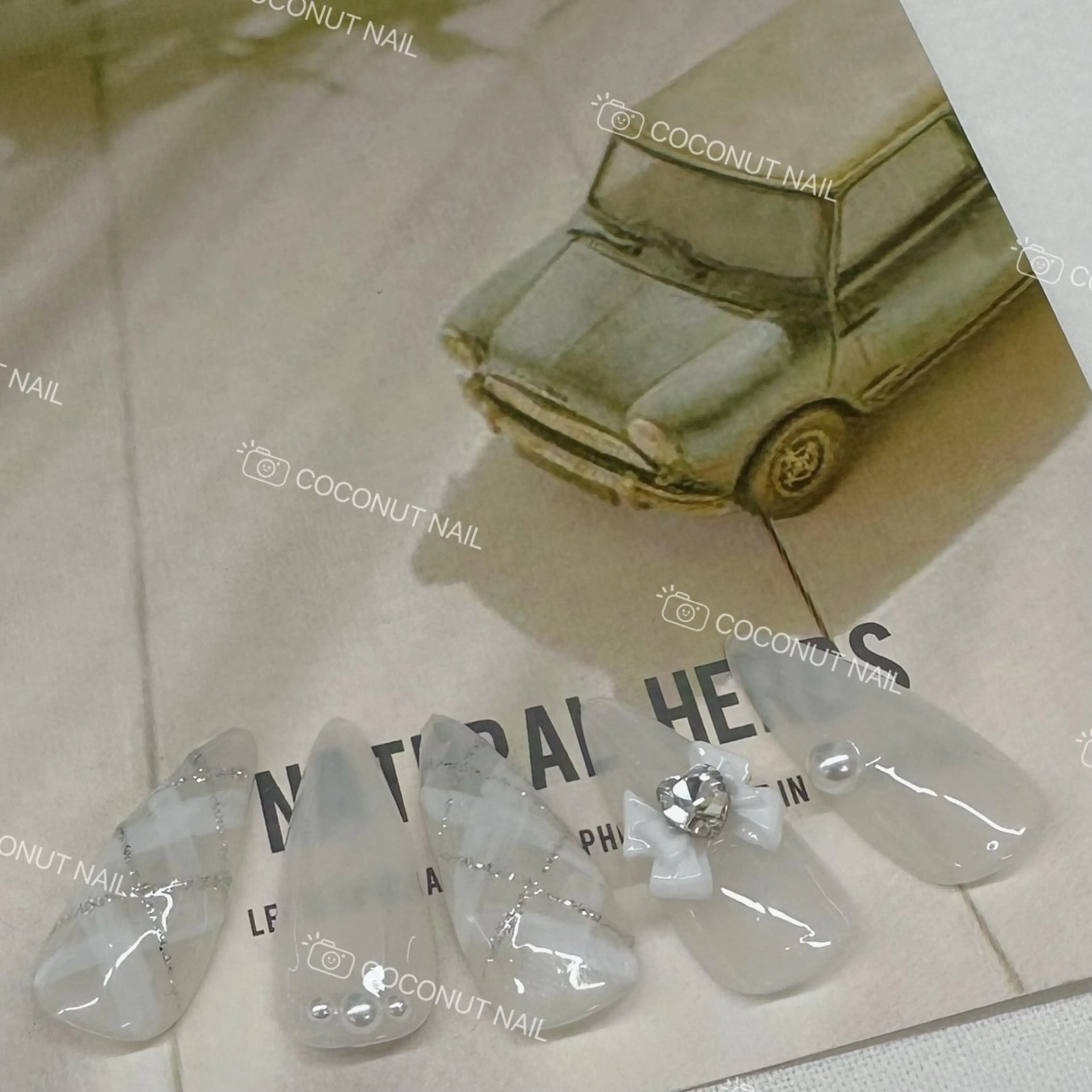 ネイル ワンホンネイル ハンドネイル 神田 ココナッツのネイルデザイン