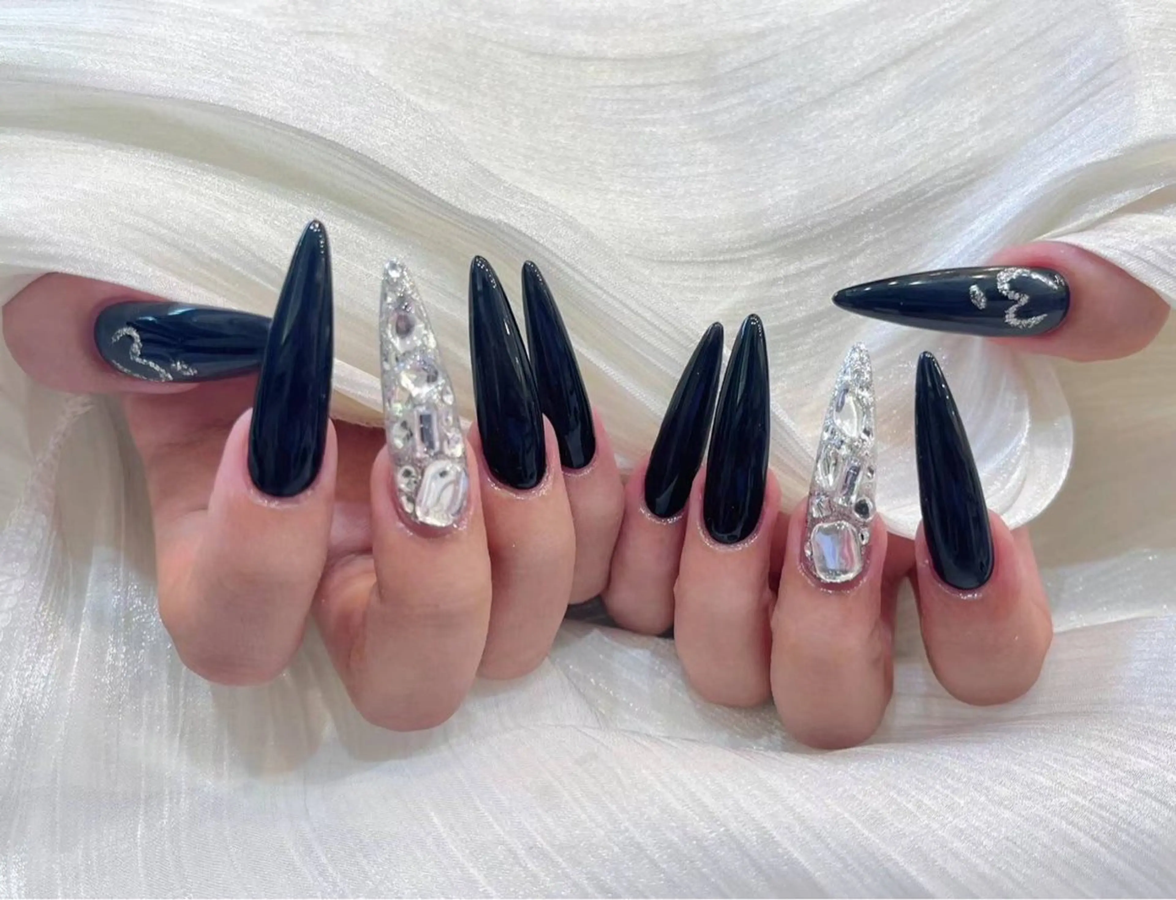 ネイル アートネイル フラワーネイル フットネイル ジェルネイル ロングネイル Babarla Nailのネイルデザイン