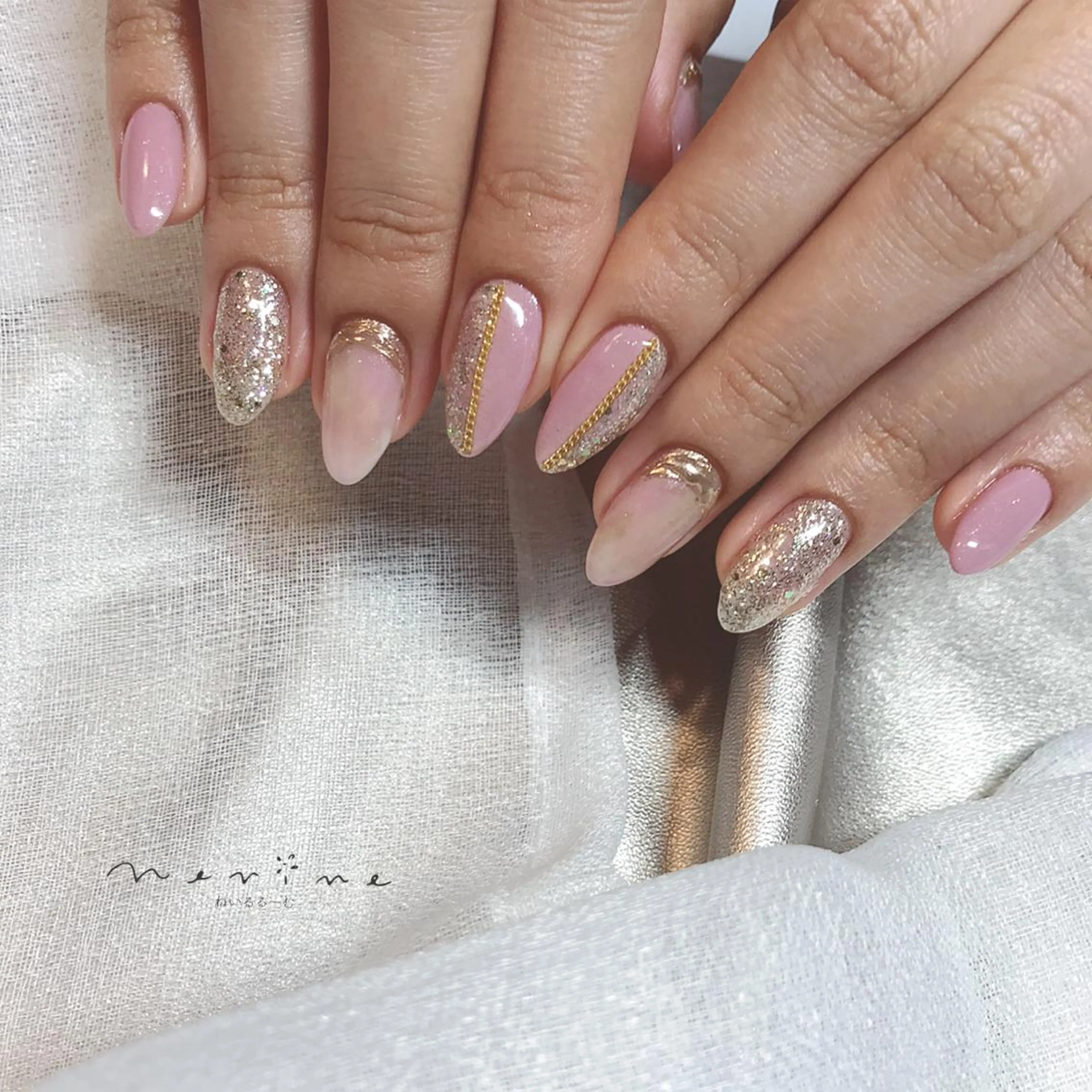ネイル NAILST Naomiのネイルデザイン
