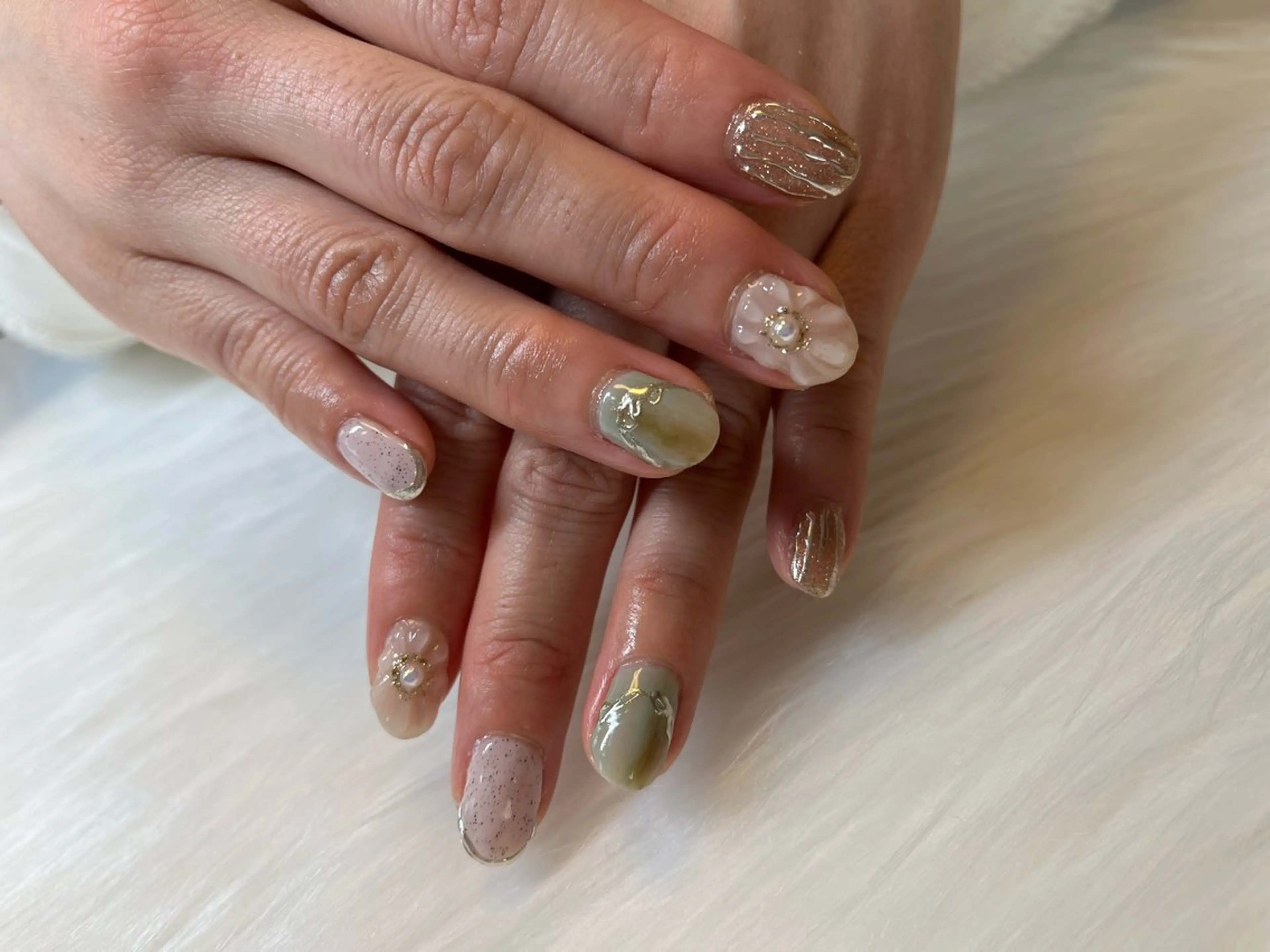 ネイル 持ち込み ネイルサロン flatのネイルデザイン