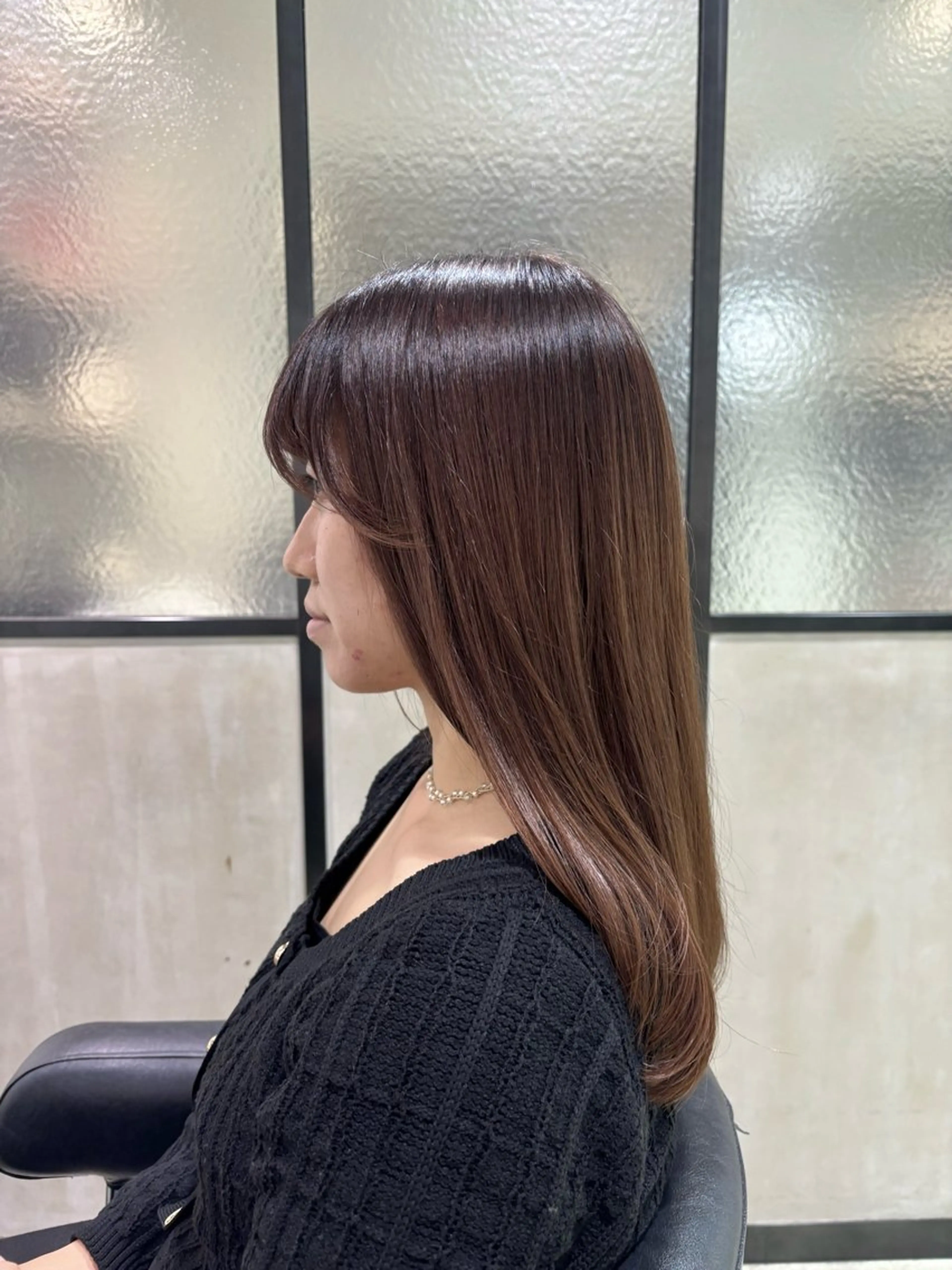 セミロング 羽田 莉野のヘアスタイル