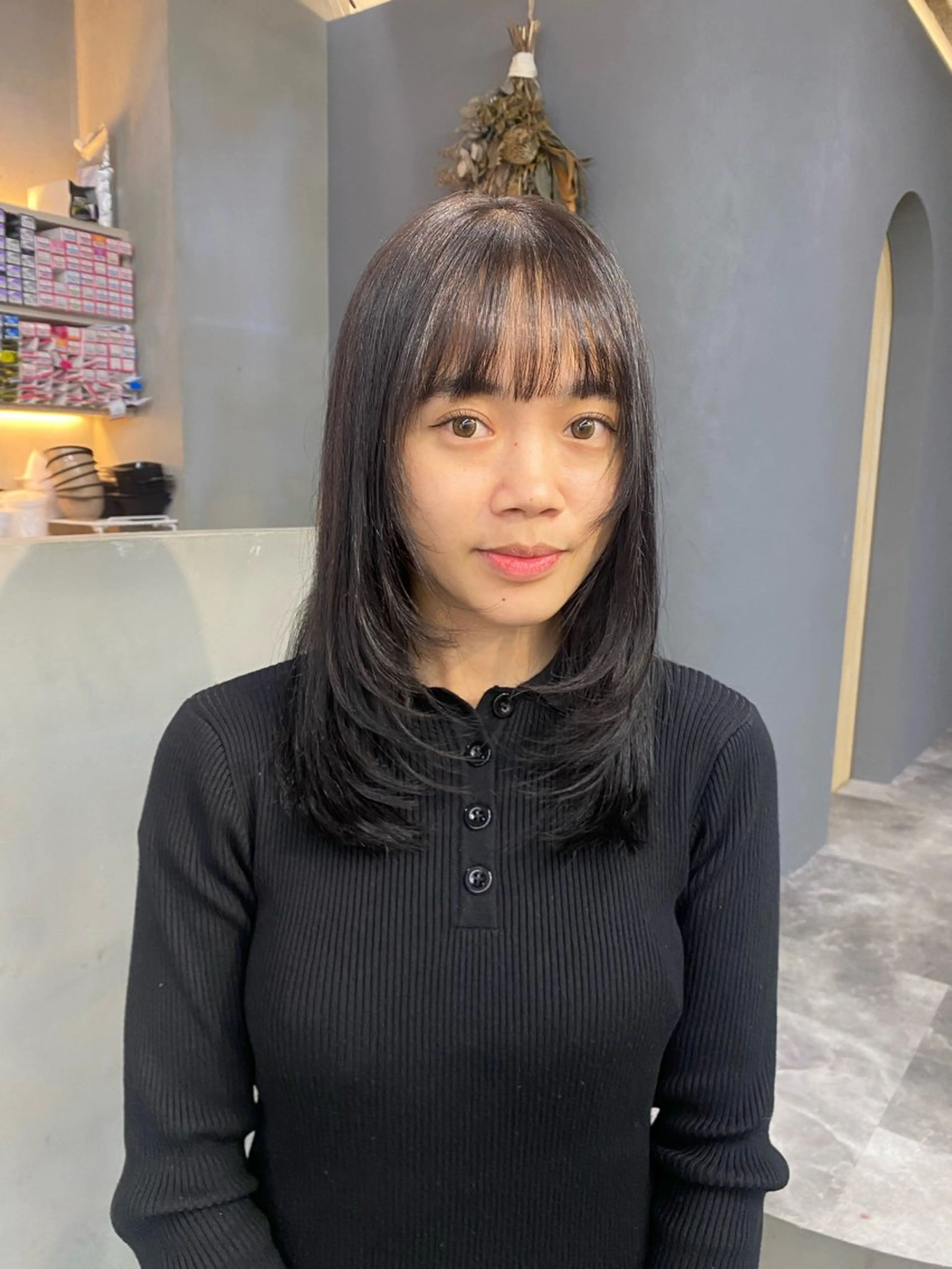 セミロング カラー カット ヘアカラー トリートメント 前橋 姫奈のヘアスタイル