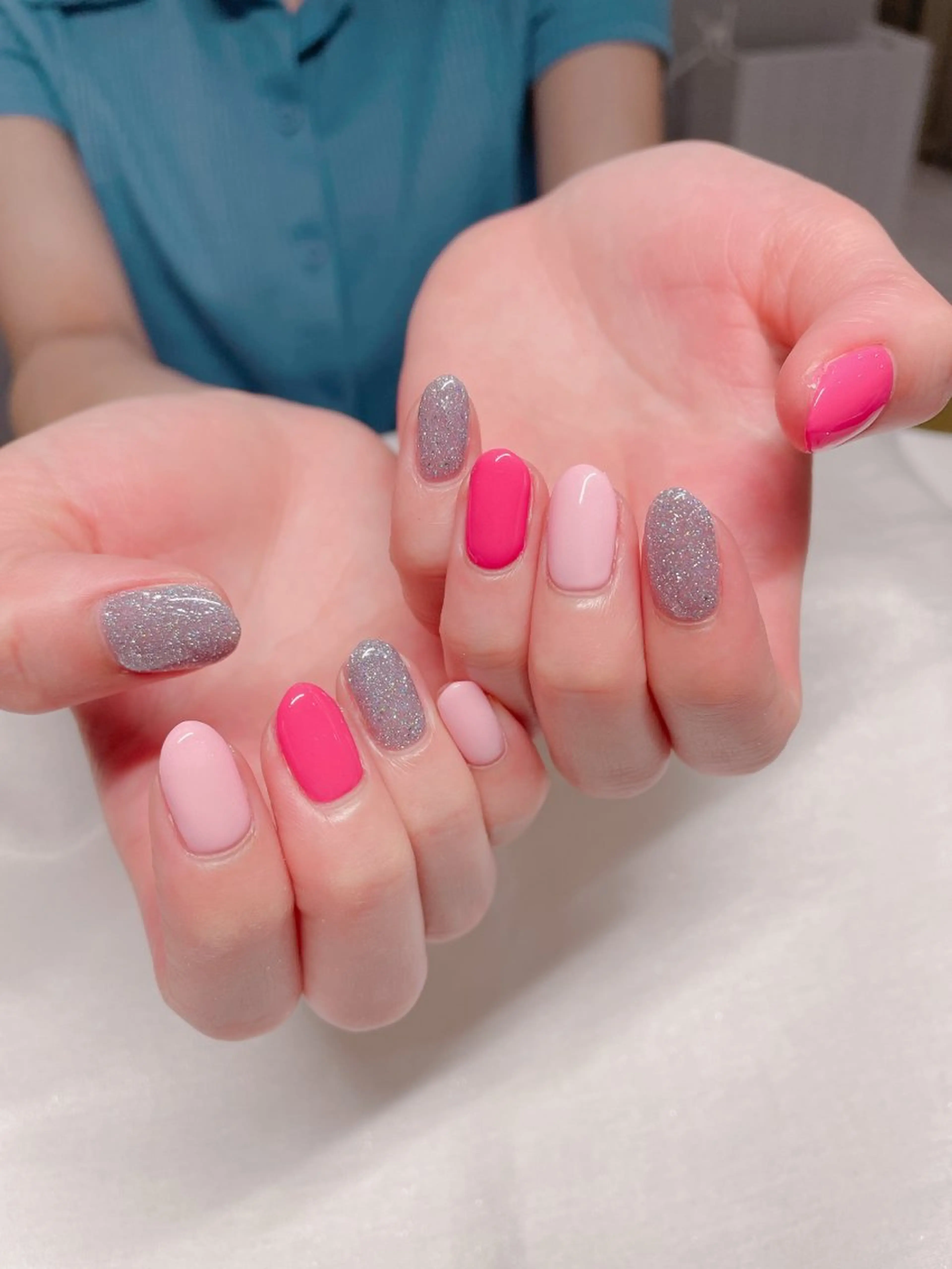 何度でも試し塗りok！つやつやワンカラー　オフ込み価格の写真