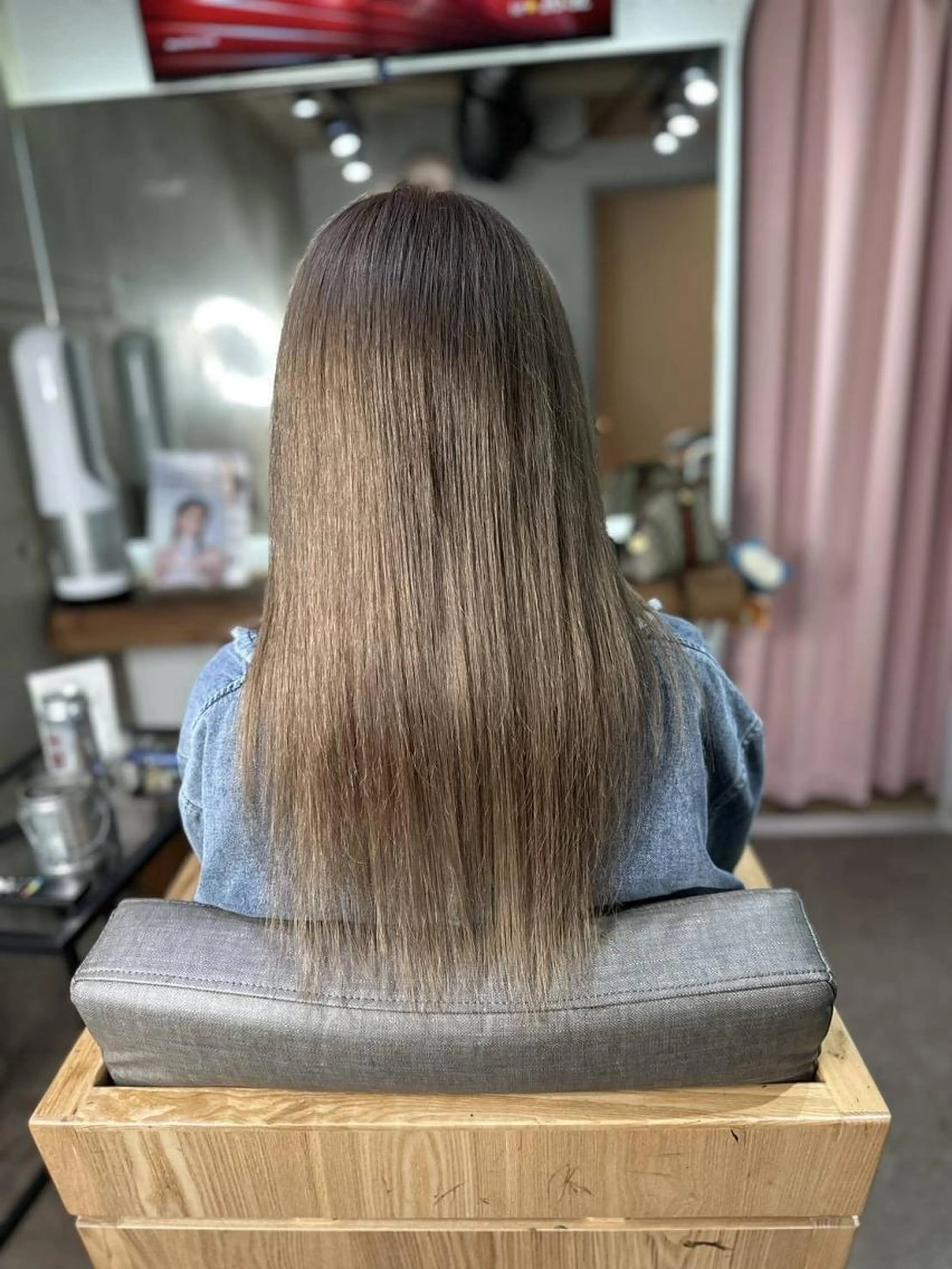 🐬ショートの方はこれ🐬ケアカラー+ 人毛シールエクステ80本⭐️エクステカット付⭐️の写真