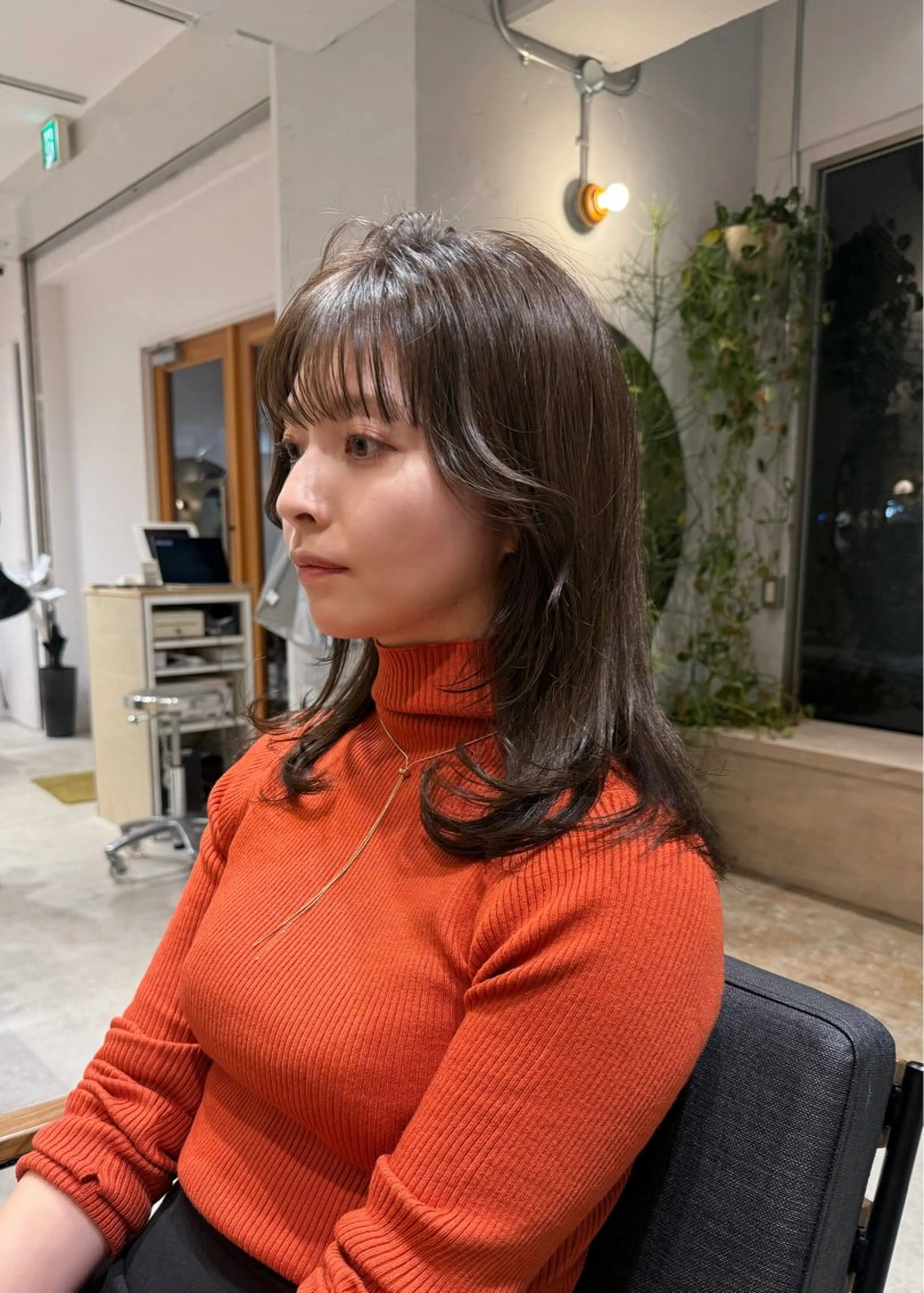 セミロング カラー パーマ/ボブ /レイヤー チヒロのヘアスタイル