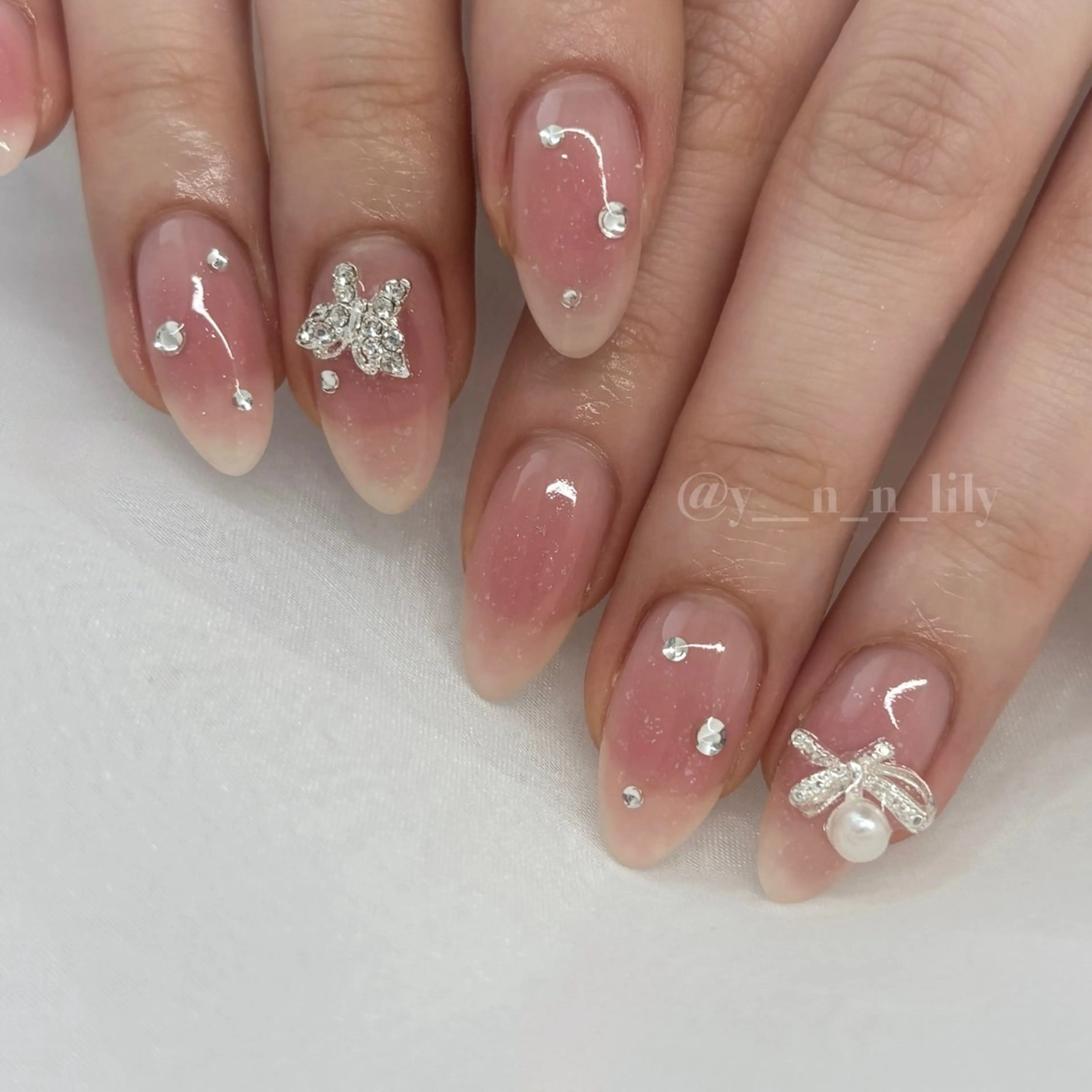 ネイル ハンドネイル miri ☁️新宿代々木のネイルデザイン