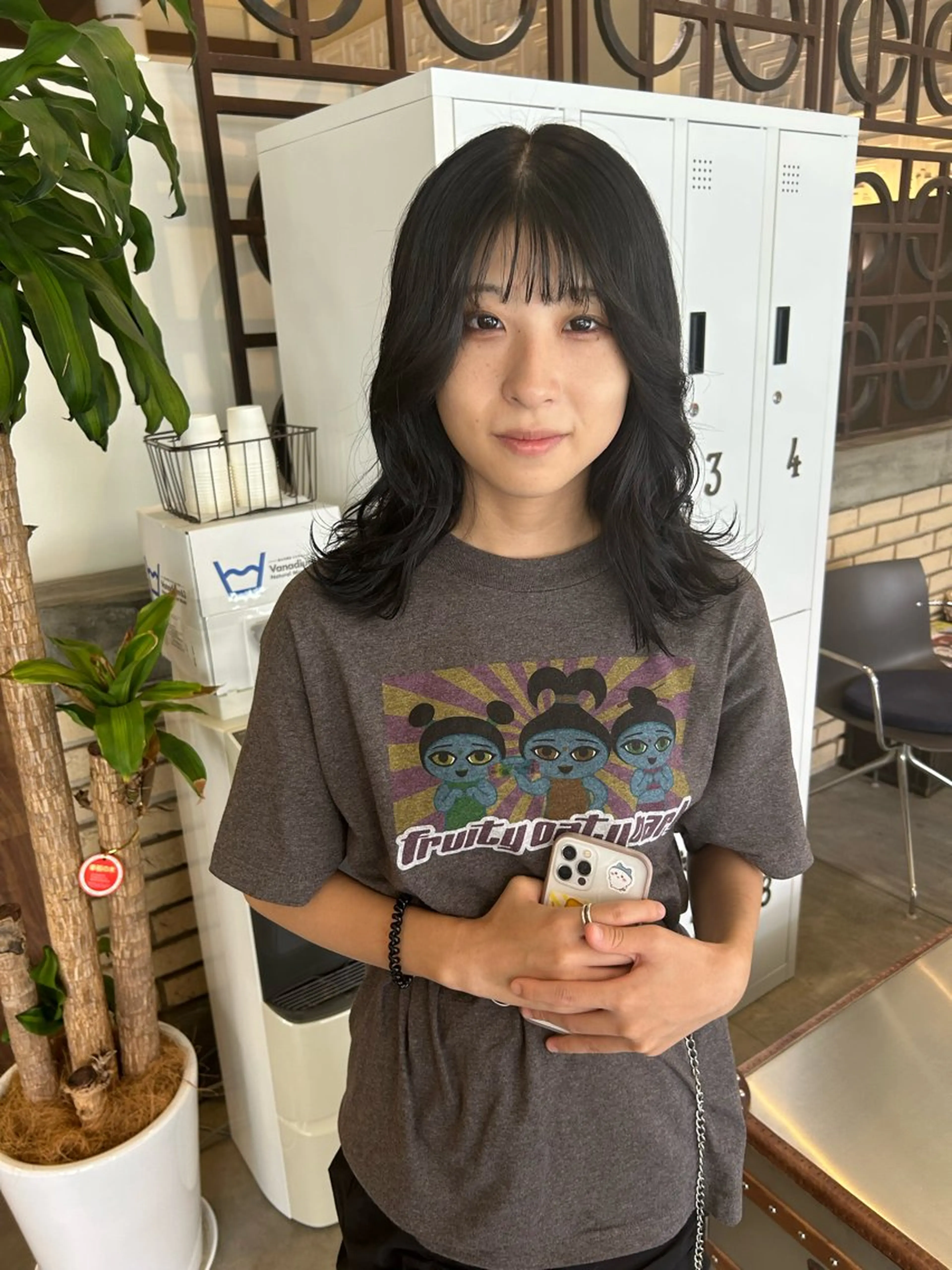 カラー AGREE Momokaのヘアスタイル