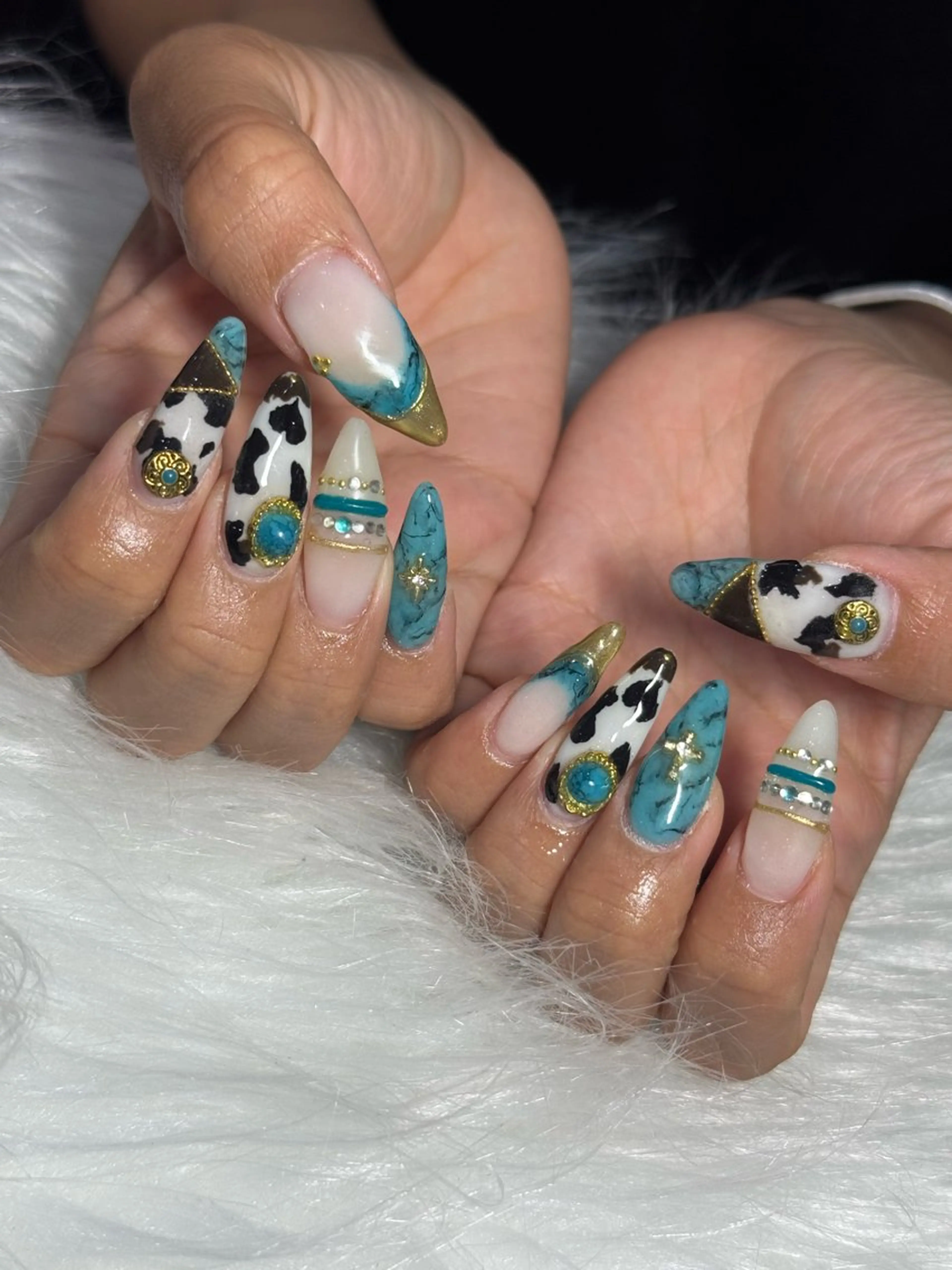 ネイル LAVISH nail salonのネイルデザイン