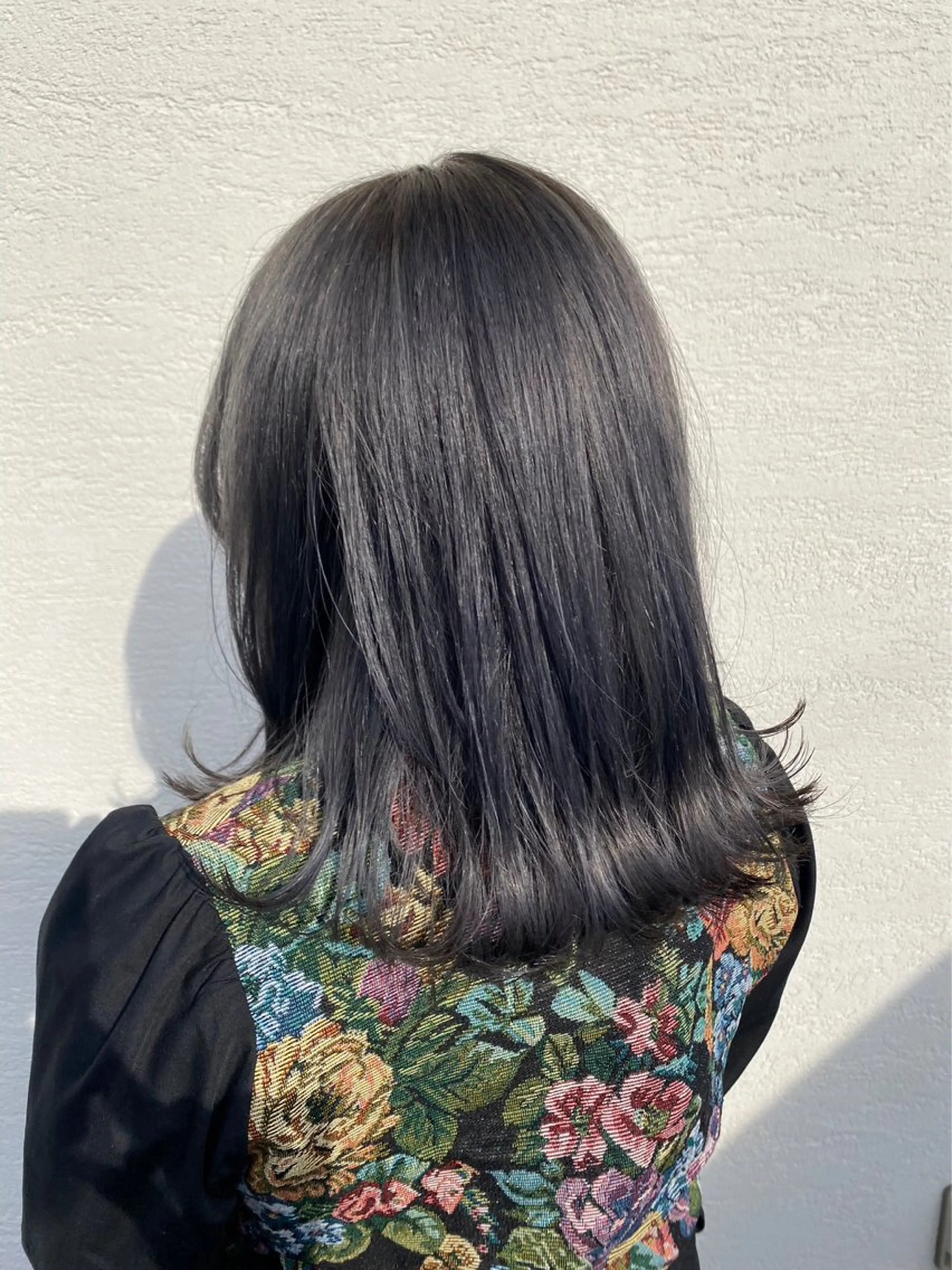 ミディアム 🤍レイヤーツヤカラ ーAkane🇰🇷のヘアスタイル