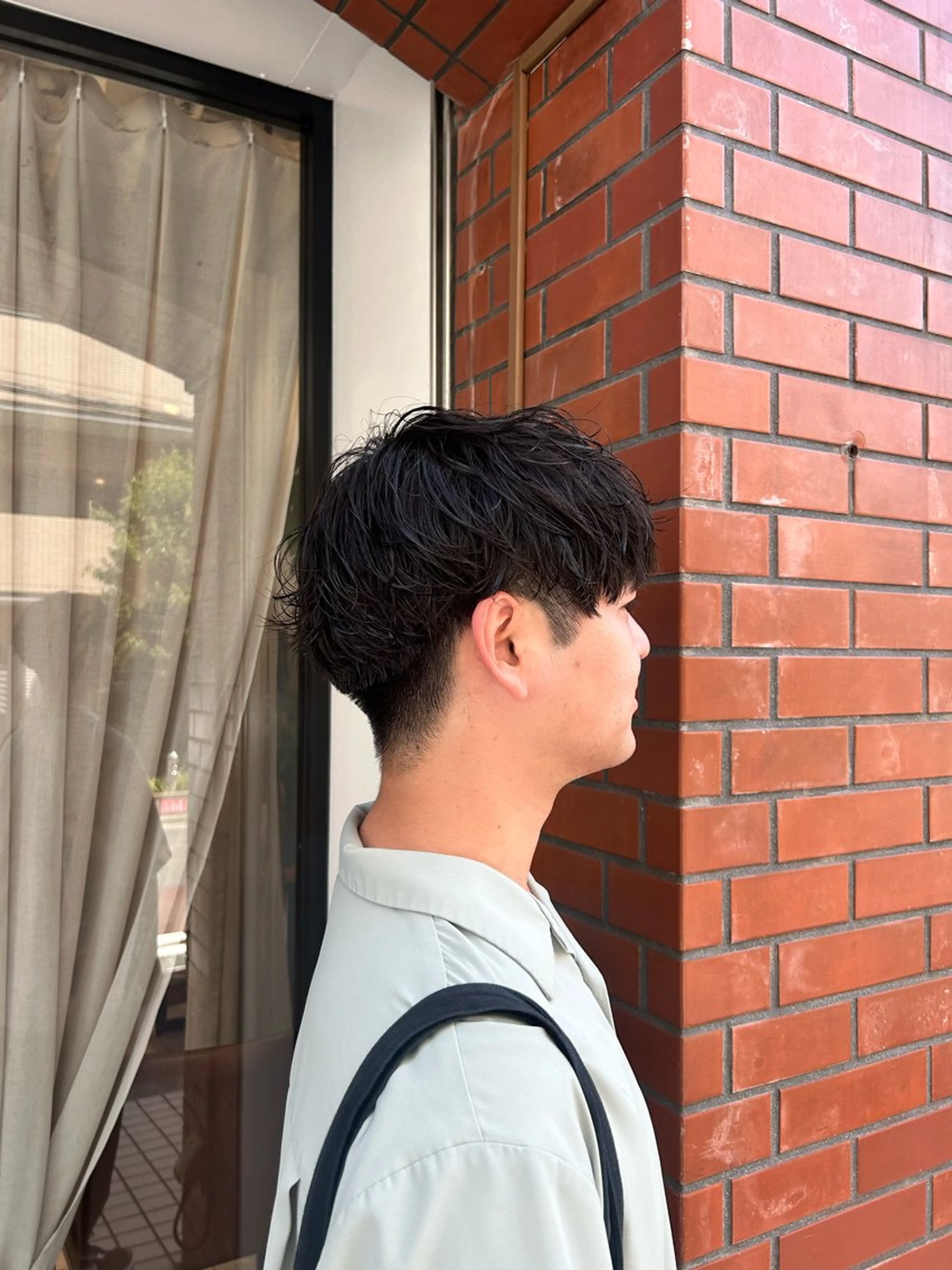 ショート パーマ メンズ メンズパーマ 波巻きパーマ カット パーマ 保坂 駿太郎のヘアスタイル