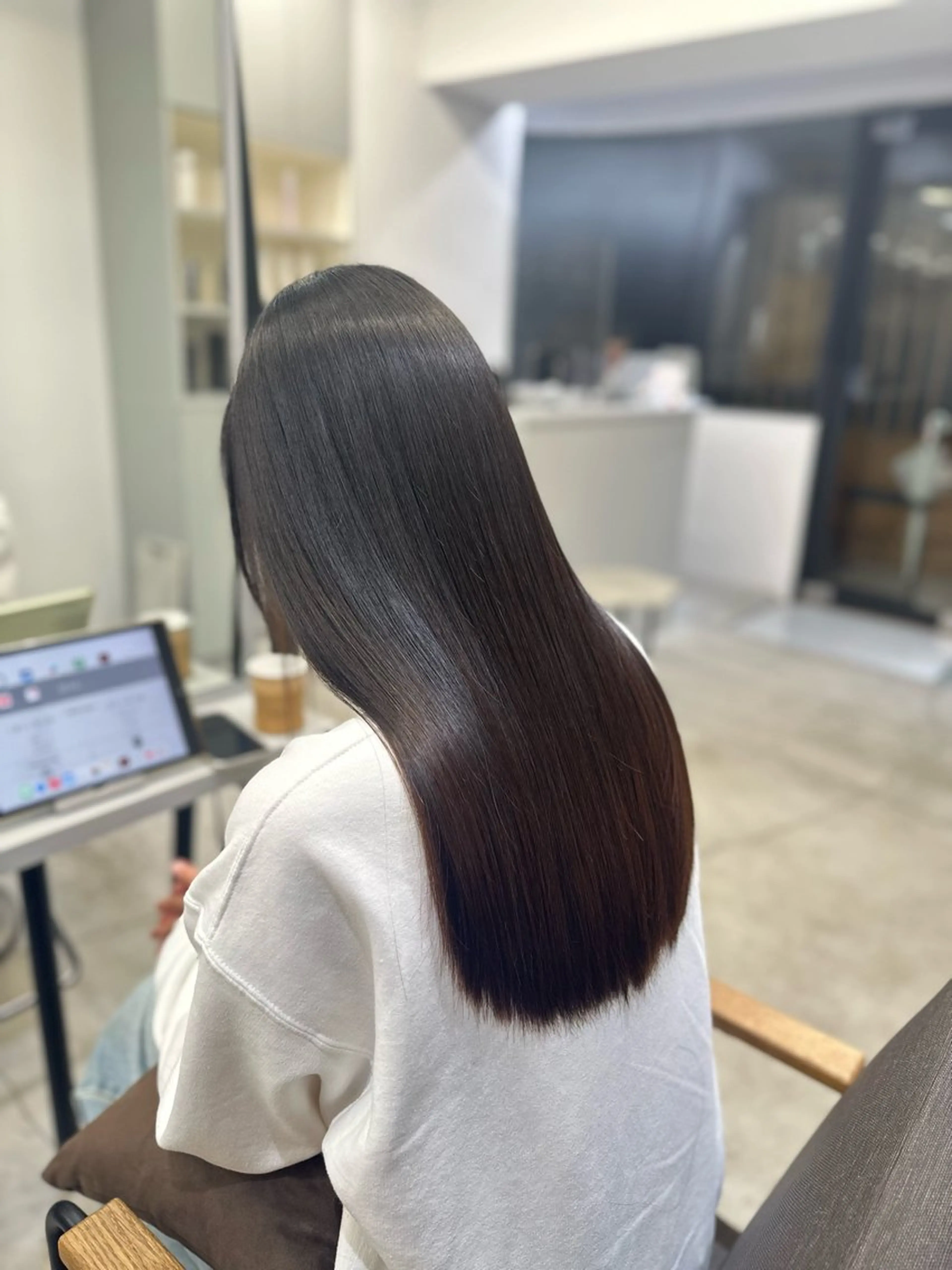 ロング パーマ 縮毛矯正 ハイトーンカラー が絶対可愛い✨泰聖✨のヘアスタイル
