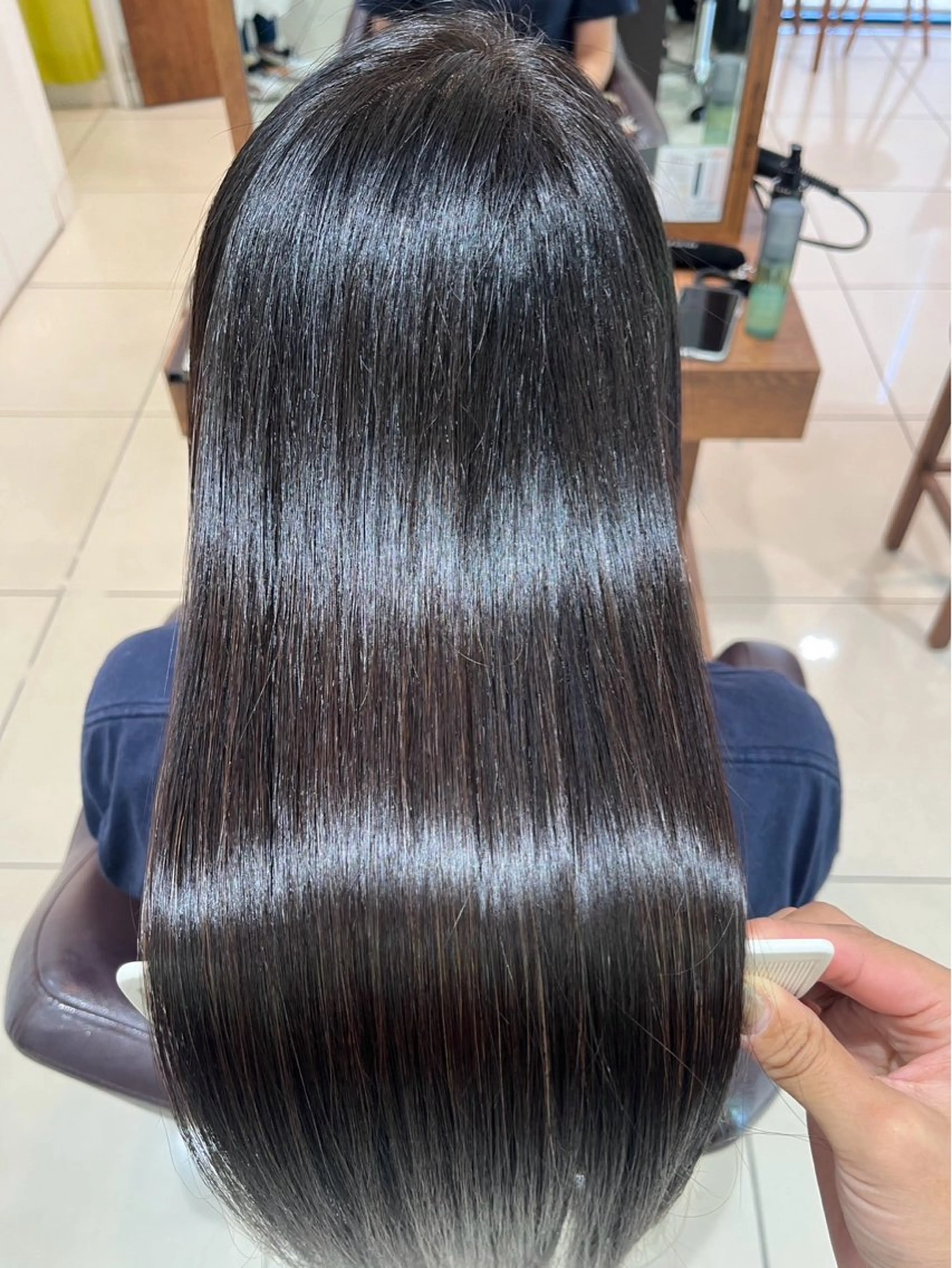 パーマ 曽根 玲奈のヘアスタイル