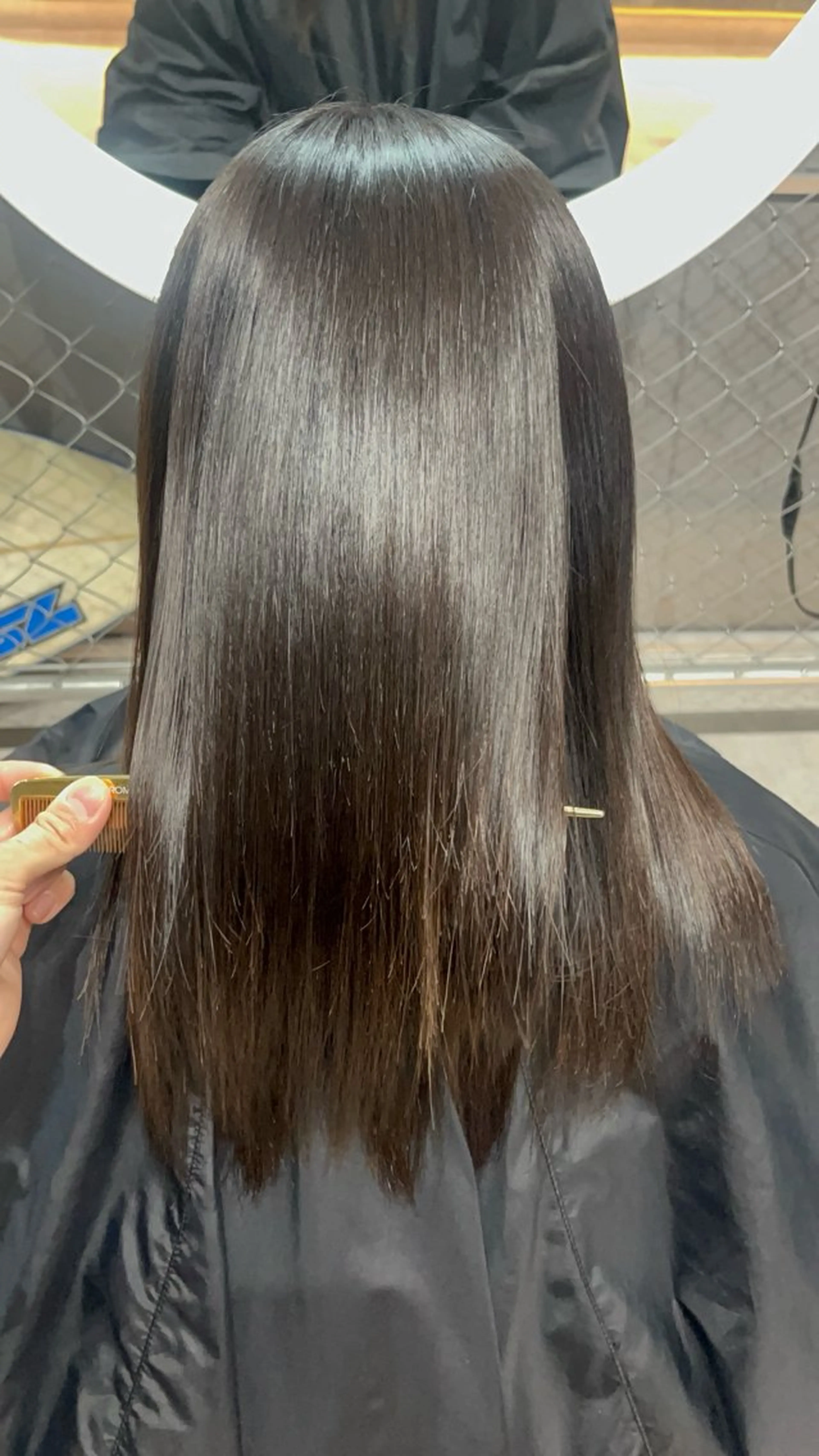 ミディアム 縮毛矯正 トリートメント CoCooN TAKUMAのヘアスタイル