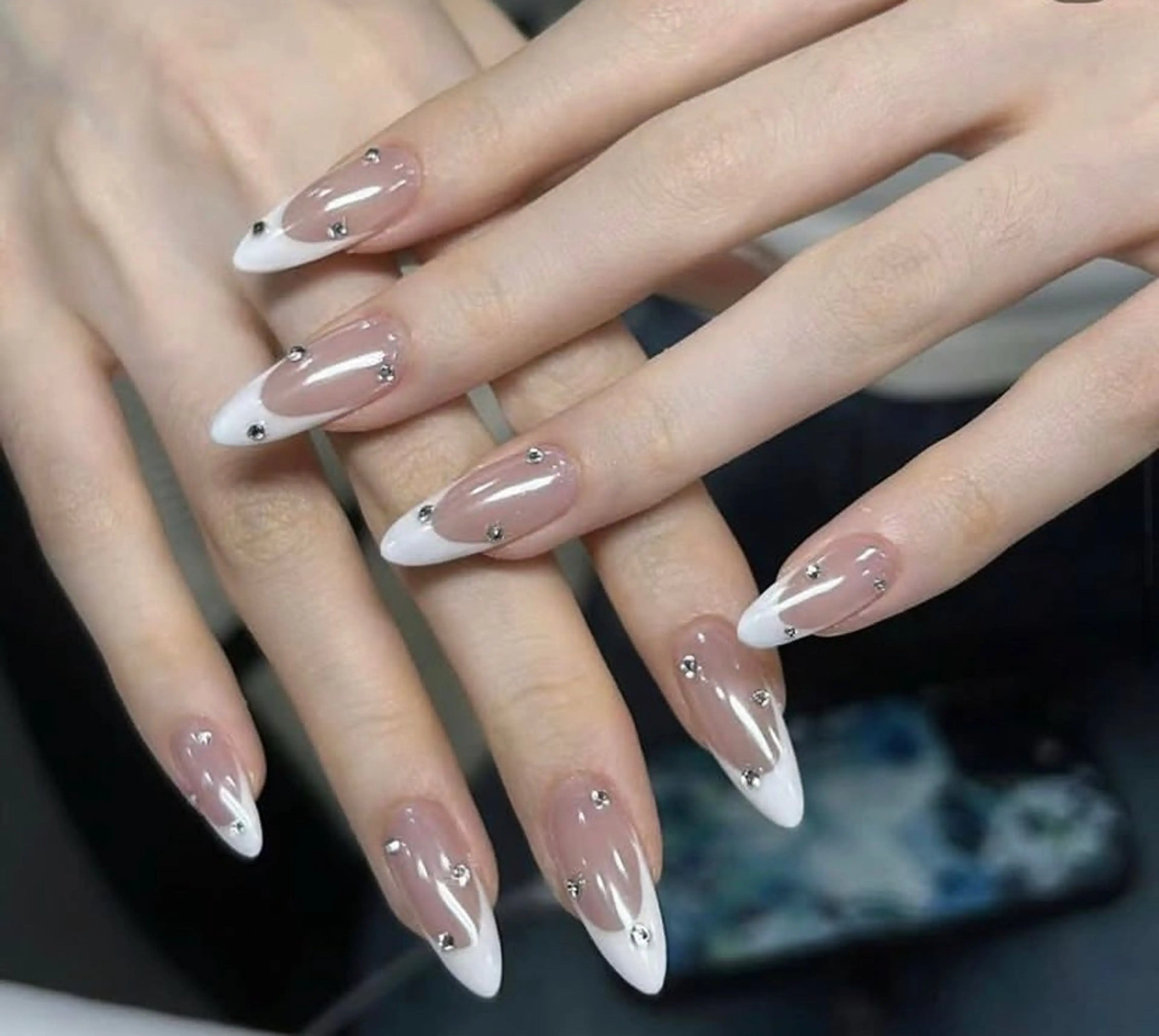 ネイル Hin Nailsのネイルデザイン