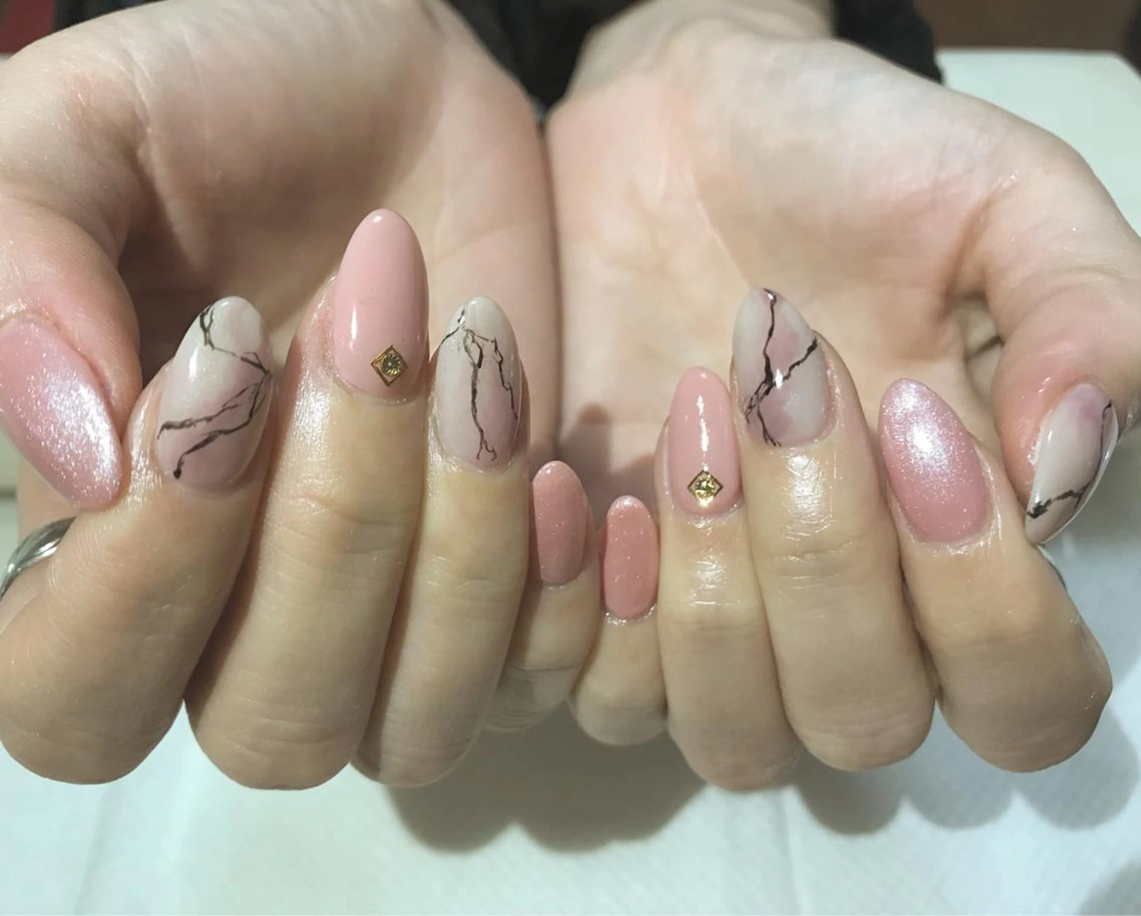 ネイル フットネイル 大理石ネイル(マーブル) ピンク シンプルネイル 春ネイル nail fufla ♡yamane♡のネイルデザイン