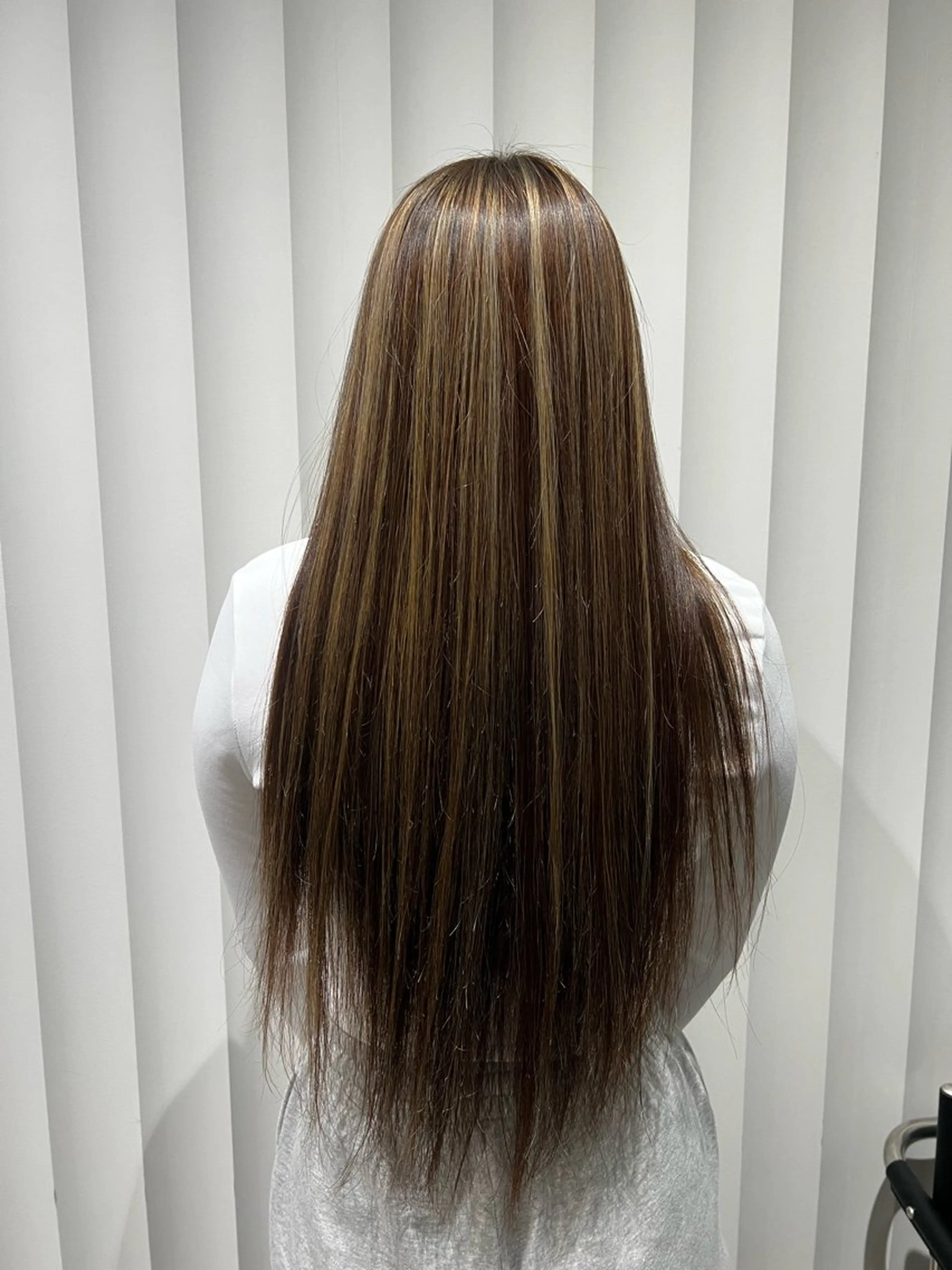 カラー ハイライトカラー ヘアカラー 山本 麗のヘアスタイル