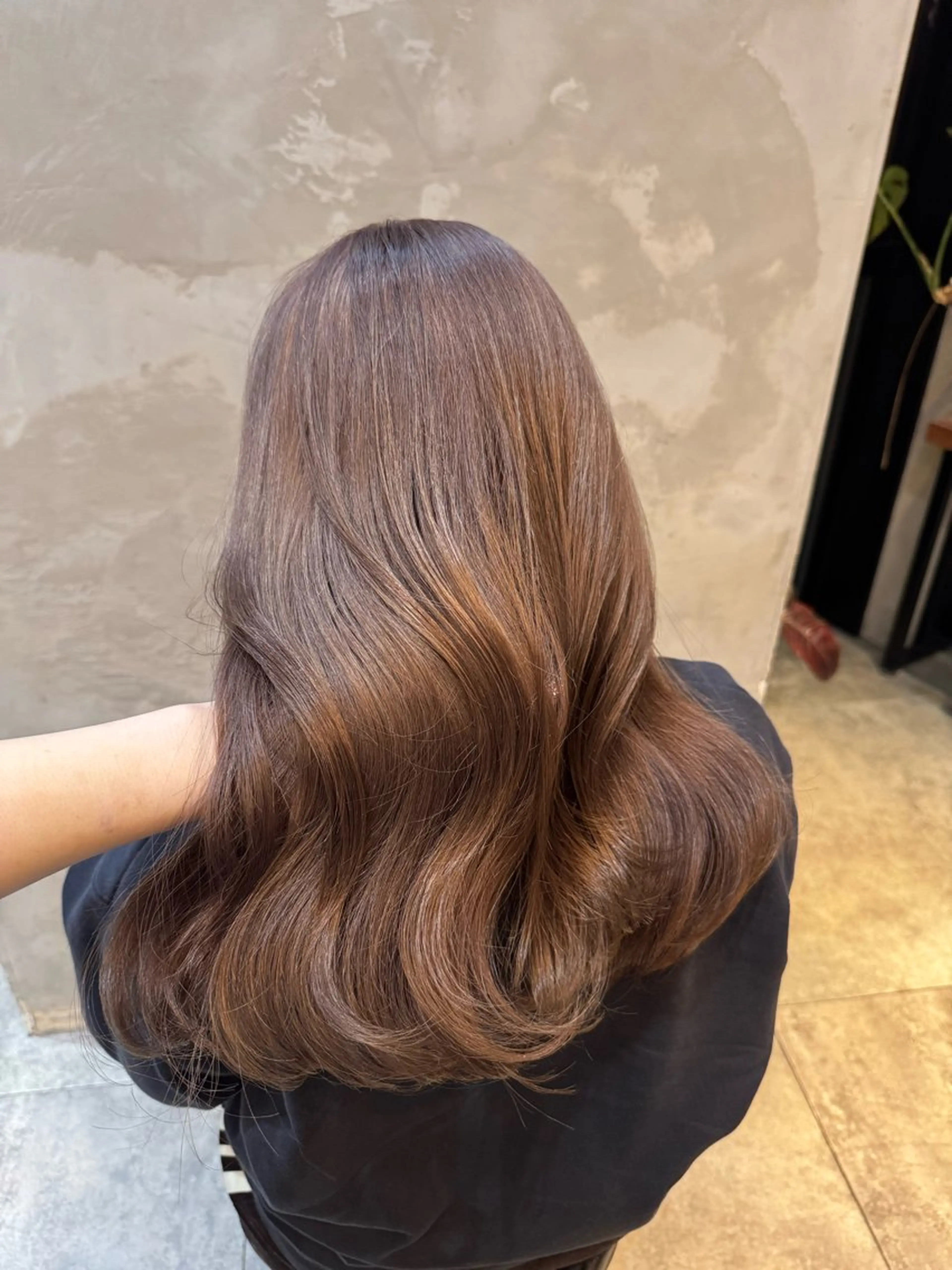 ロング 似合わせカット ヘアカラー 渋谷/切りっぱなし レイヤー/ブリーチのヘアスタイル