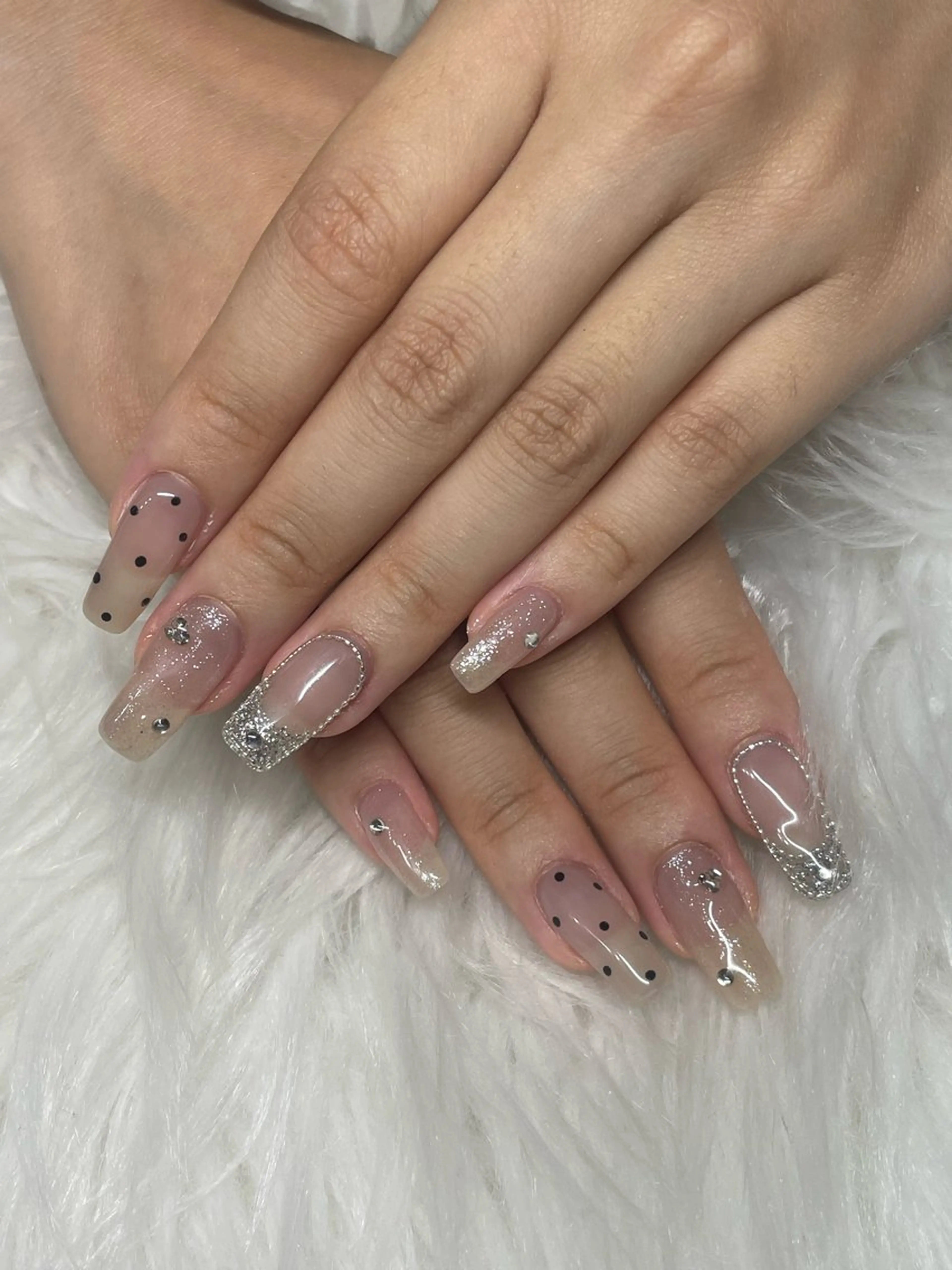 ネイル ハンドネイル オーロラ所属・YUI nailのネイルデザイン