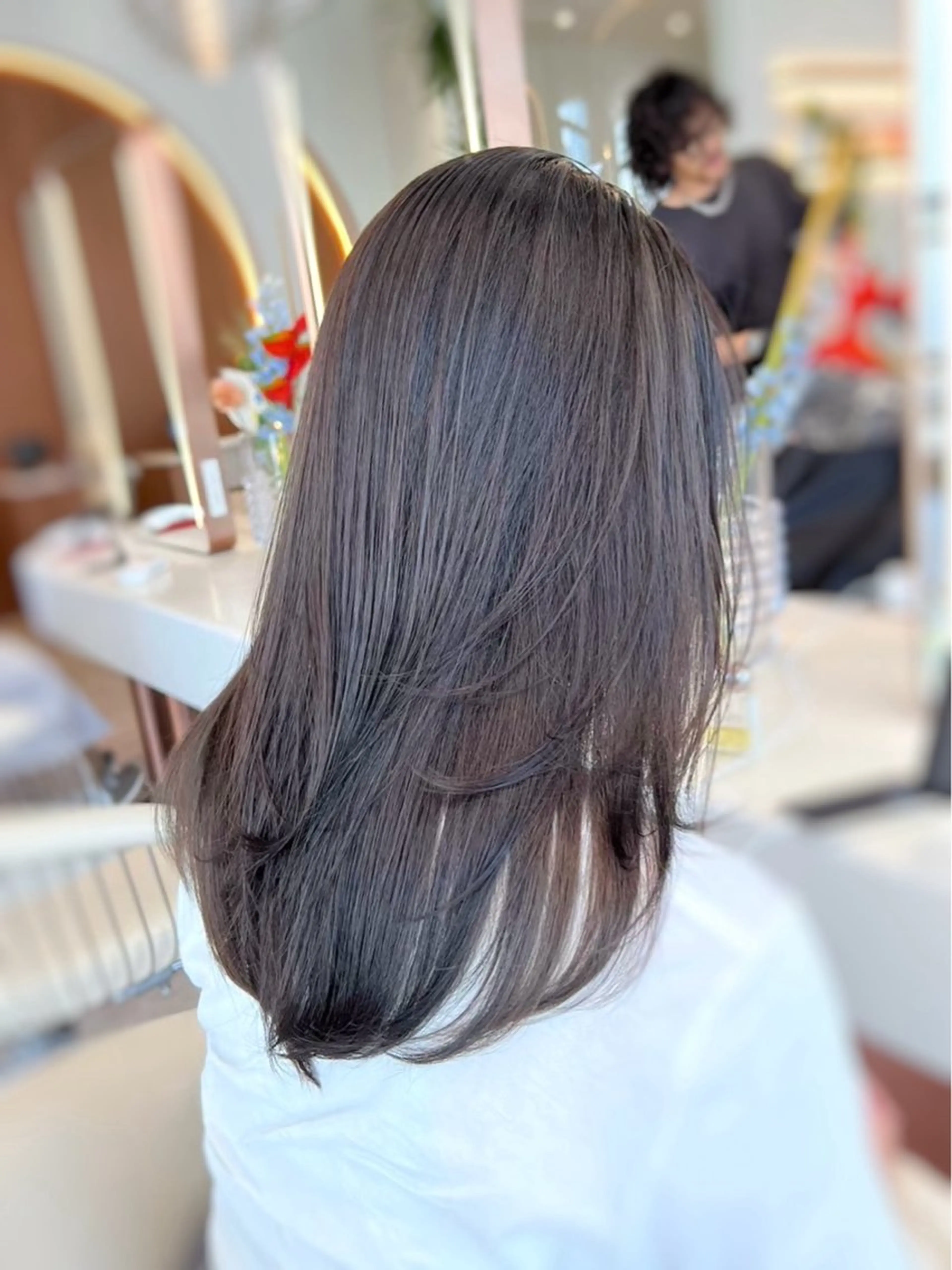 ミディアム レイヤーカット カット トリートメント レイヤー/ハッシュ 渋谷/サッタのヘアスタイル