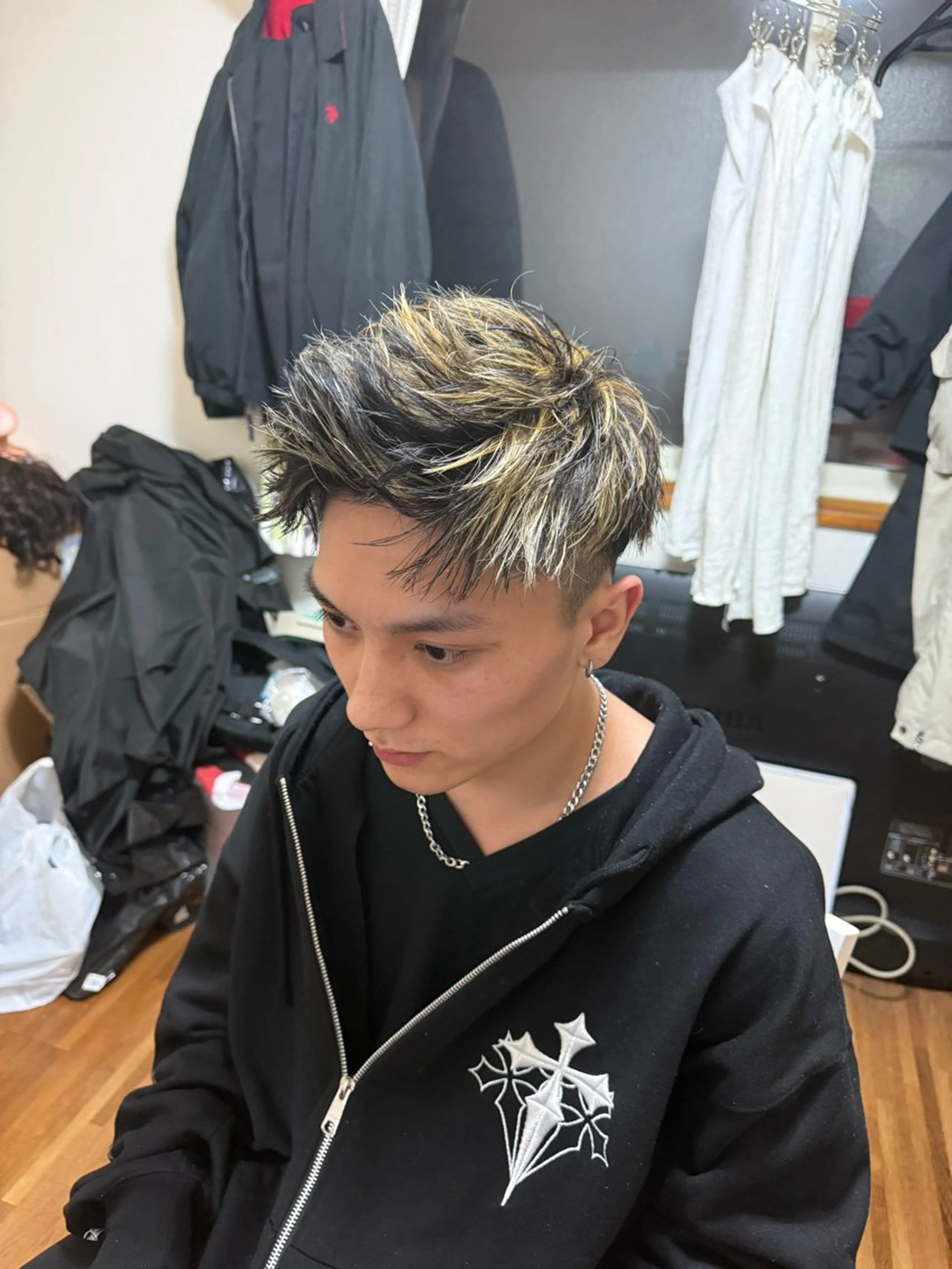 カラー メンズ 半澤 颯のヘアスタイル