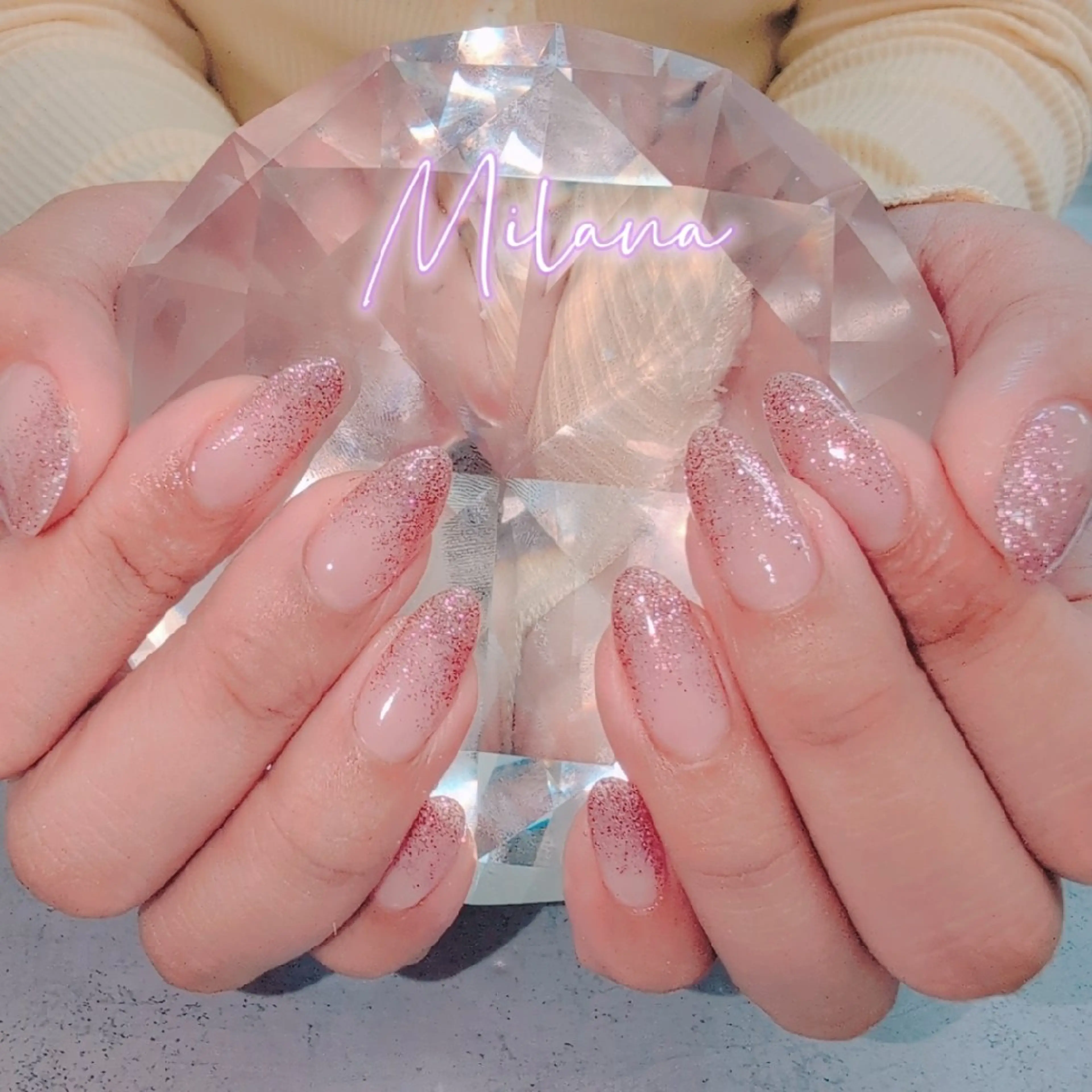 ネイル グラデーション ラメ(グリッター) ラメグラデーション ハンドネイル Milana 川瀬のネイルデザイン