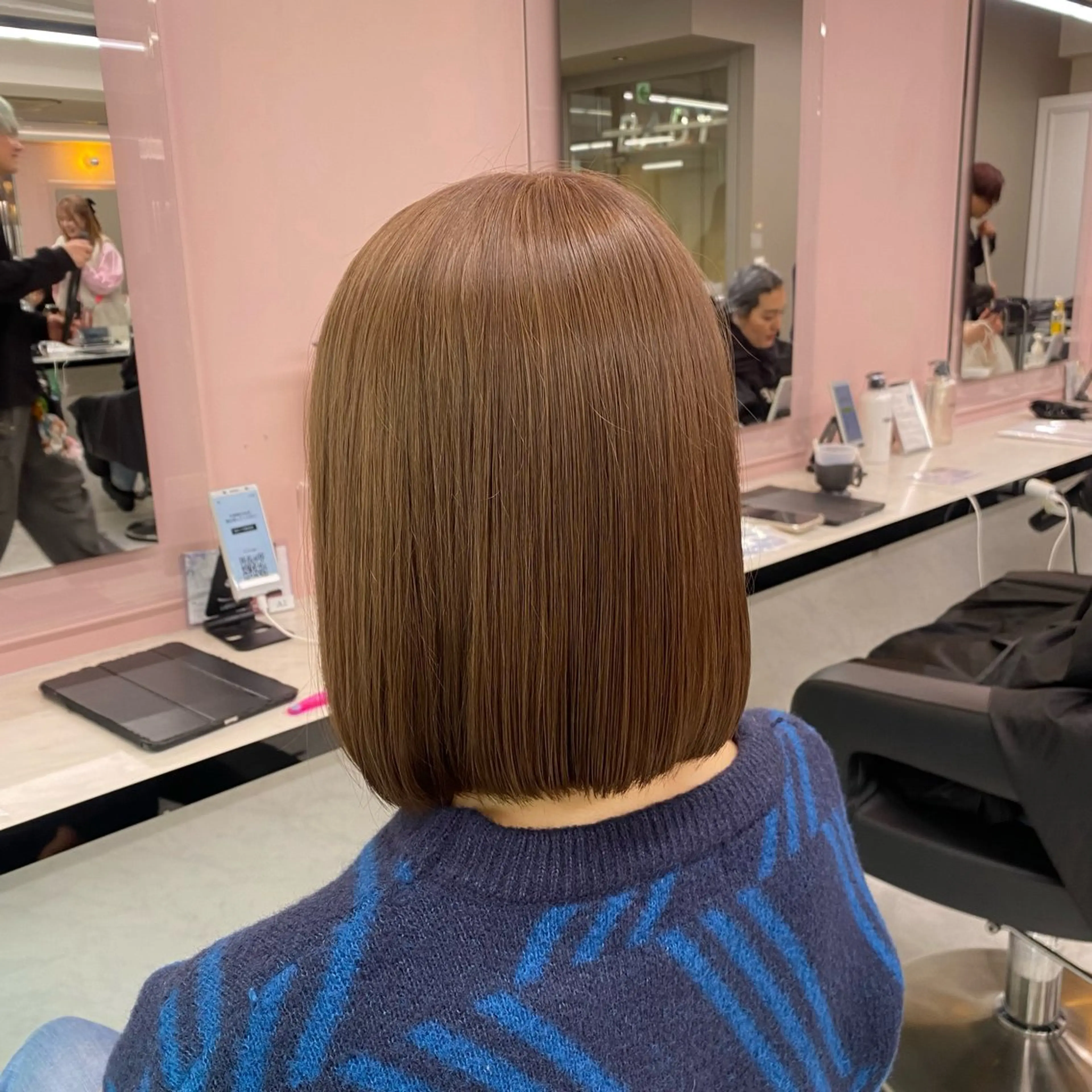 ミディアム カラー ヘアカラー トリートメント ヘッドスパ ヘアセット 透明感ベージュカラー 🪞上野🪞AIのヘアスタイル