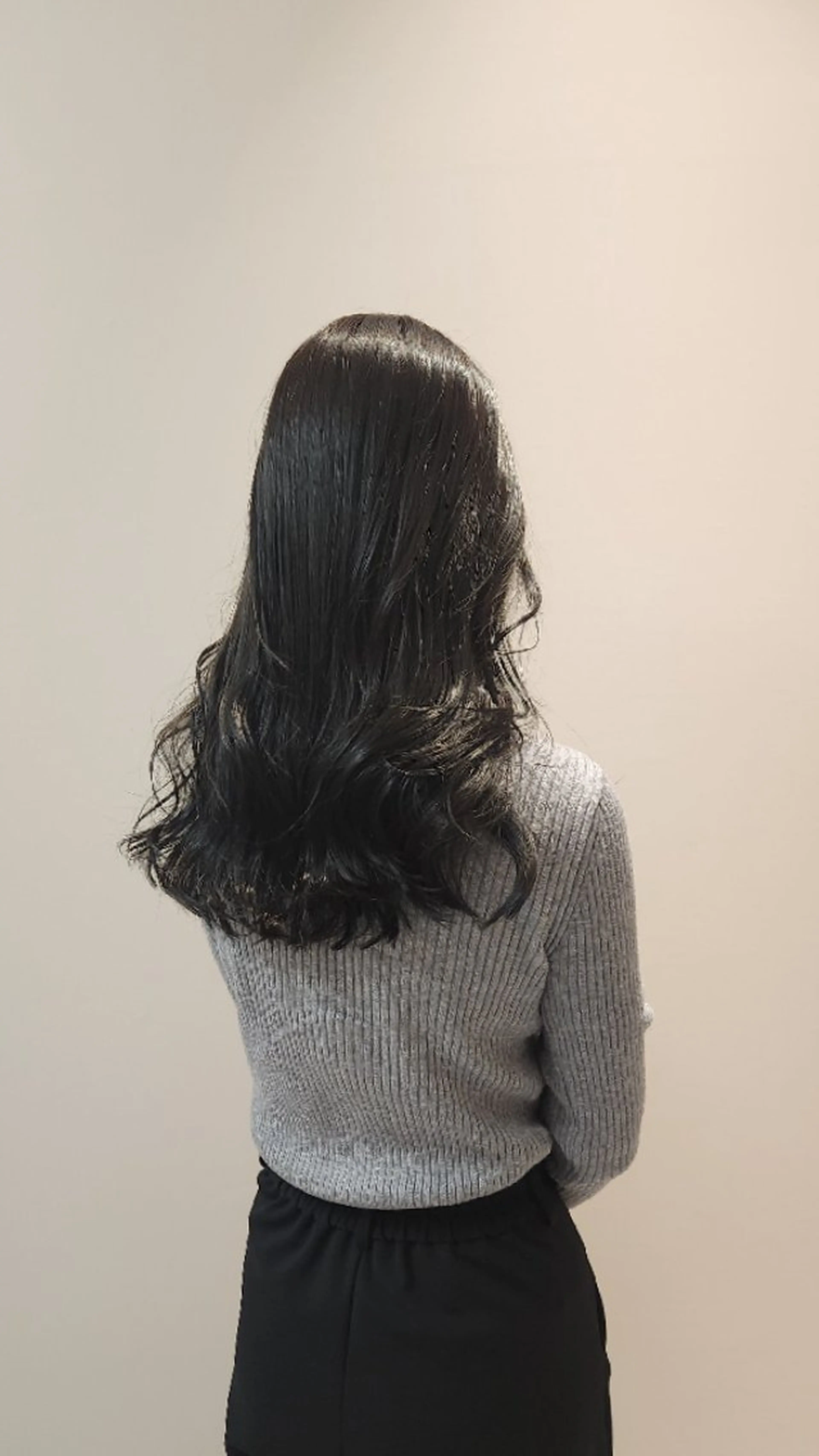 ロング カラー 透明感カラー ヘアカラー トリートメント Era Hatsuneのヘアスタイル