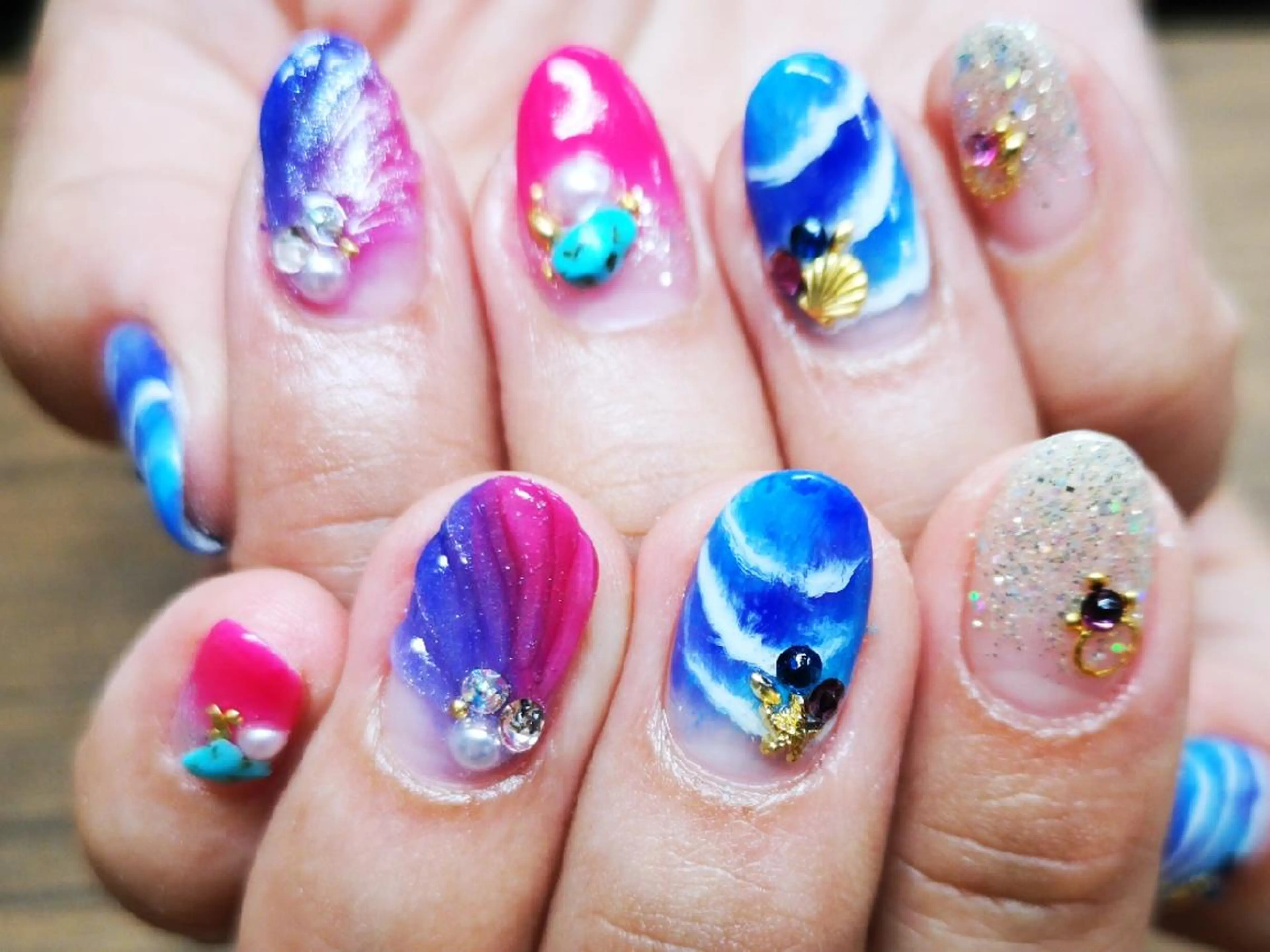 ネイル 石渡 美弥のネイルデザイン