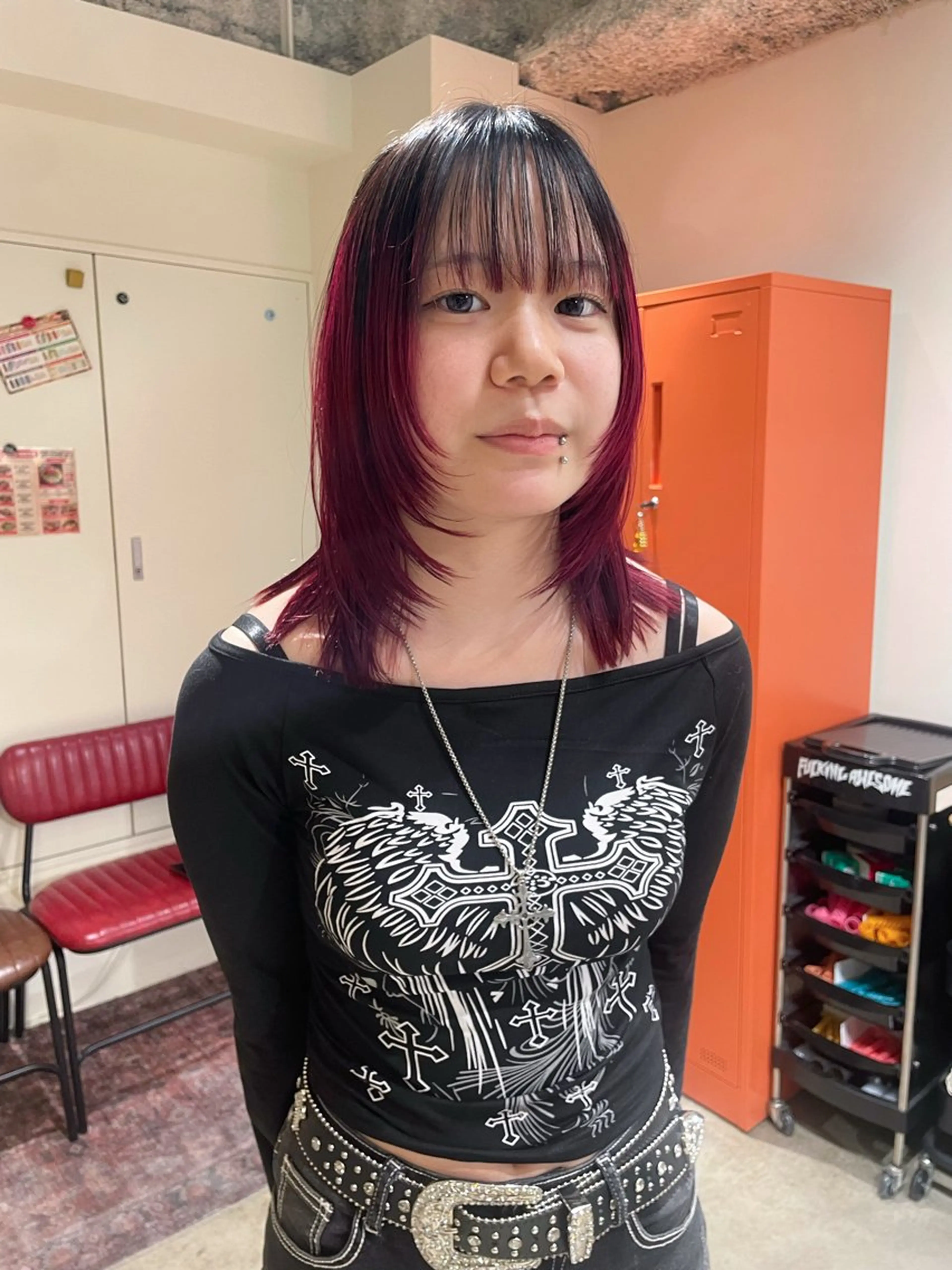 ミディアム カラー 黒髪 デザインカラー カット ヘアカラー トリートメント さと ちはるのヘアスタイル