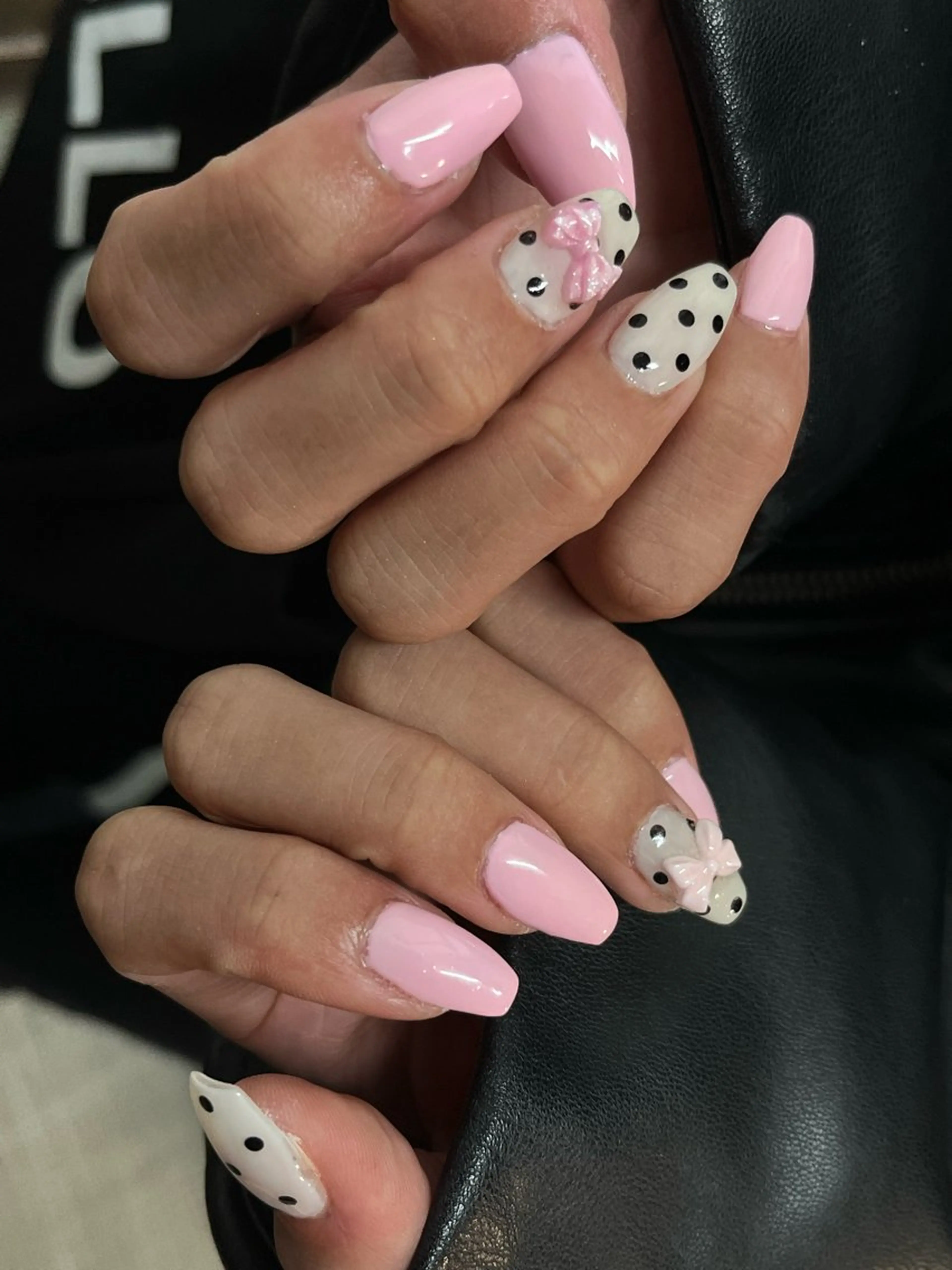 ネイル ハンドネイル EmaNail MOMOのネイルデザイン