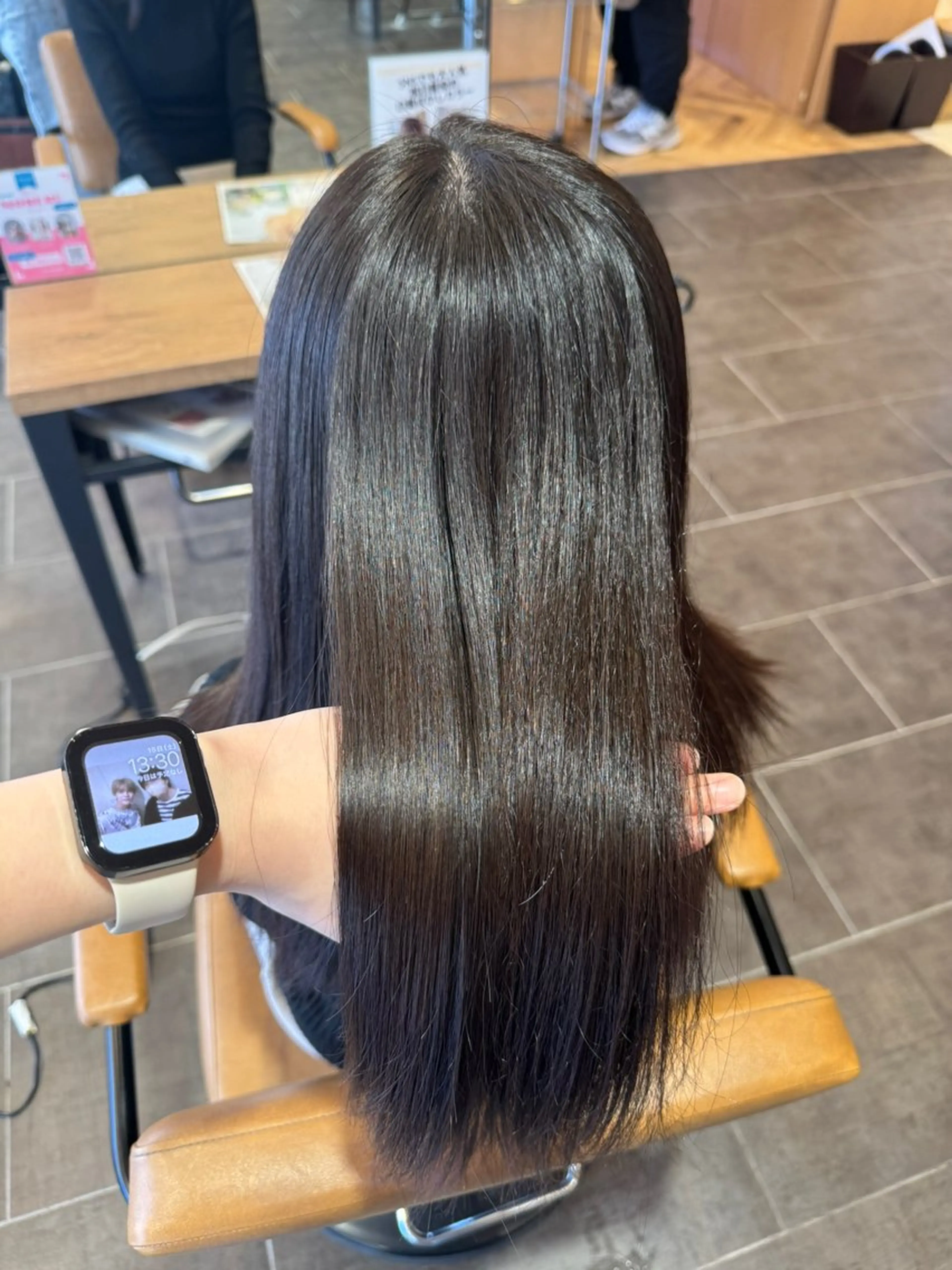 セミロング カット 縮毛矯正 松下 紗季のヘアスタイル