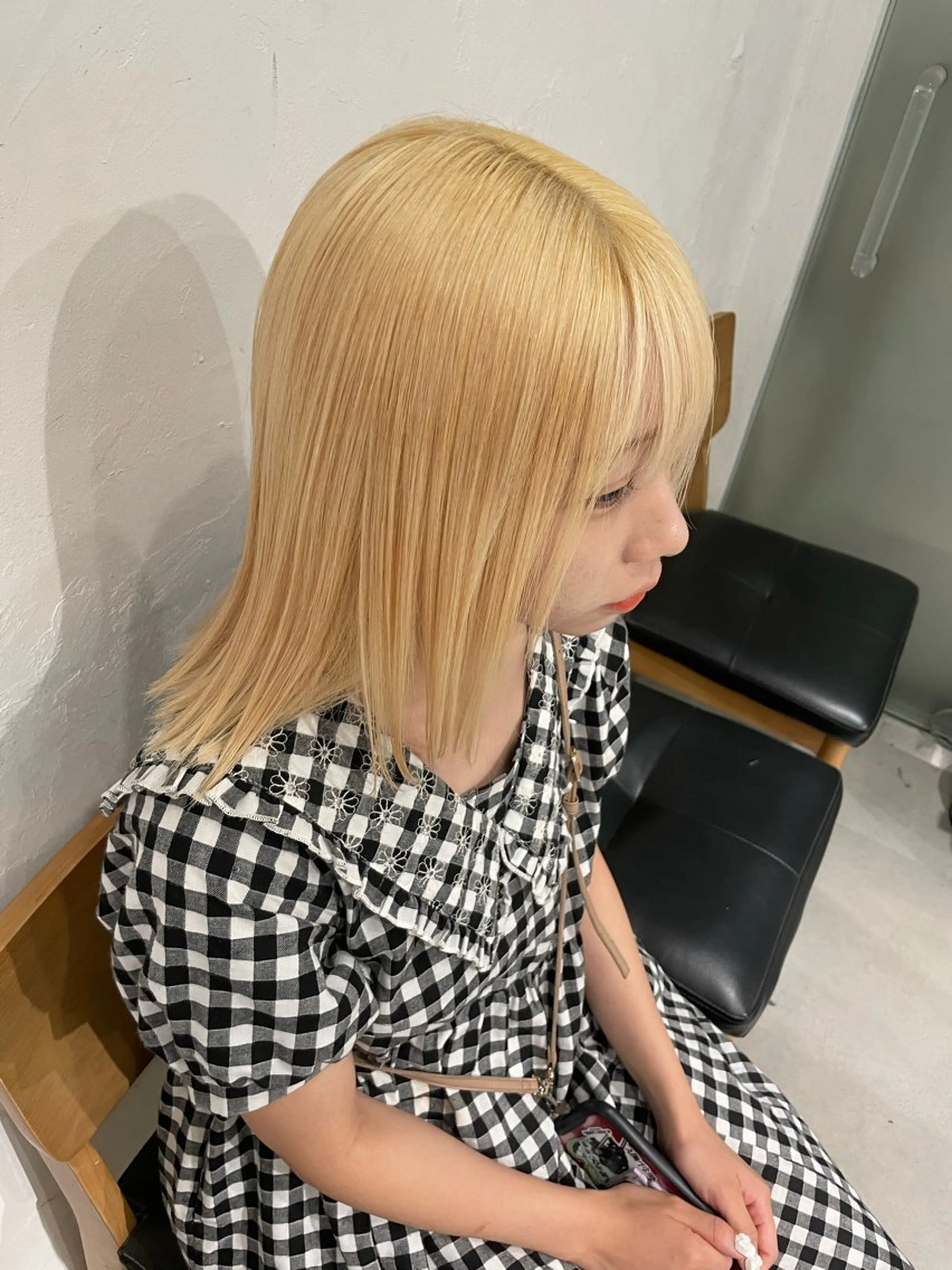 セミロング カラー セミロングパーマ バレイヤージュ ブリーチ ケアブリーチ デザインカラー スパイラルパーマ 🌐hina⭐️のヘアスタイル