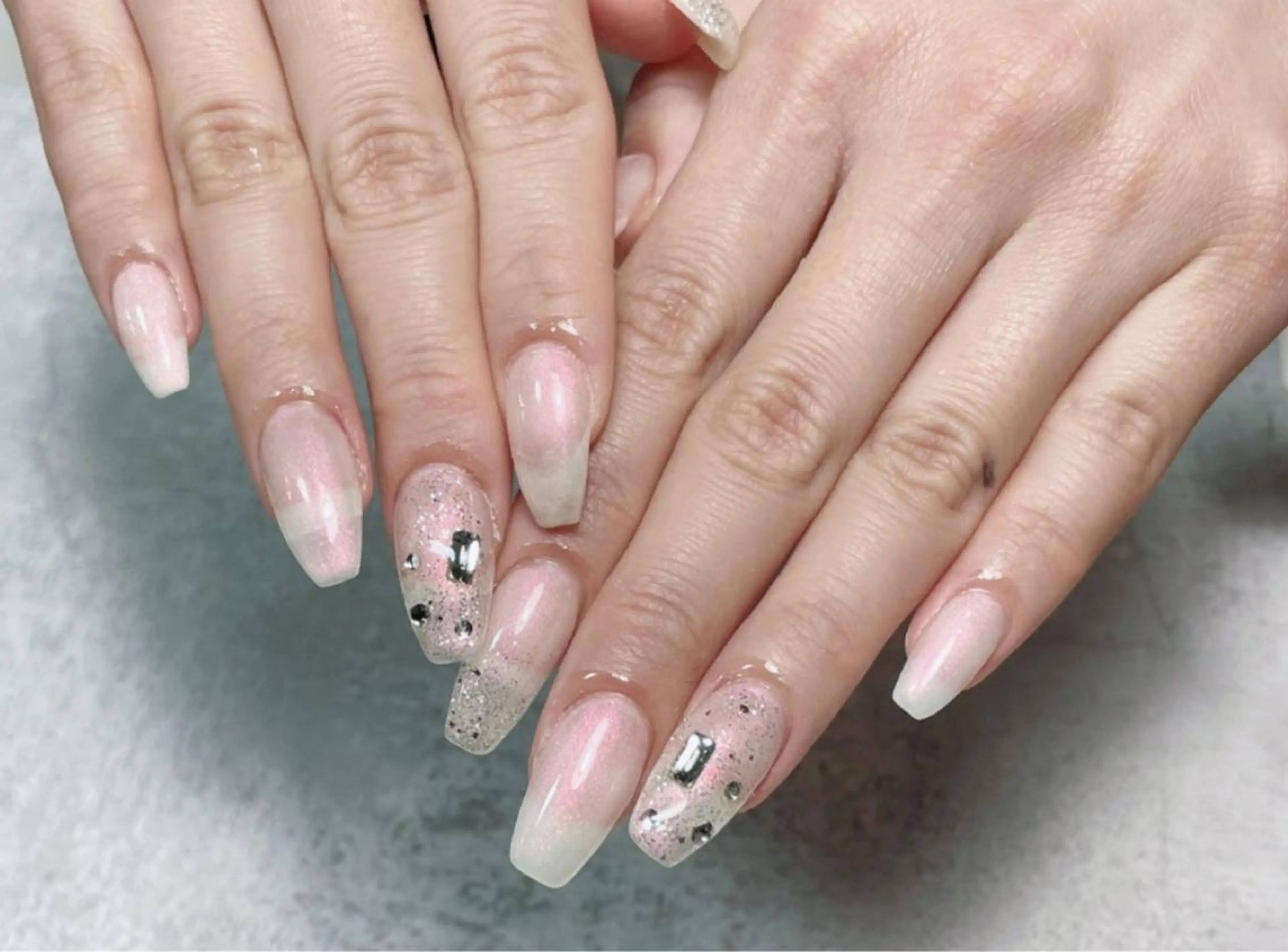 ネイル 持ち込み スカルプネイル lucky nail 歌舞伎町のネイルデザイン
