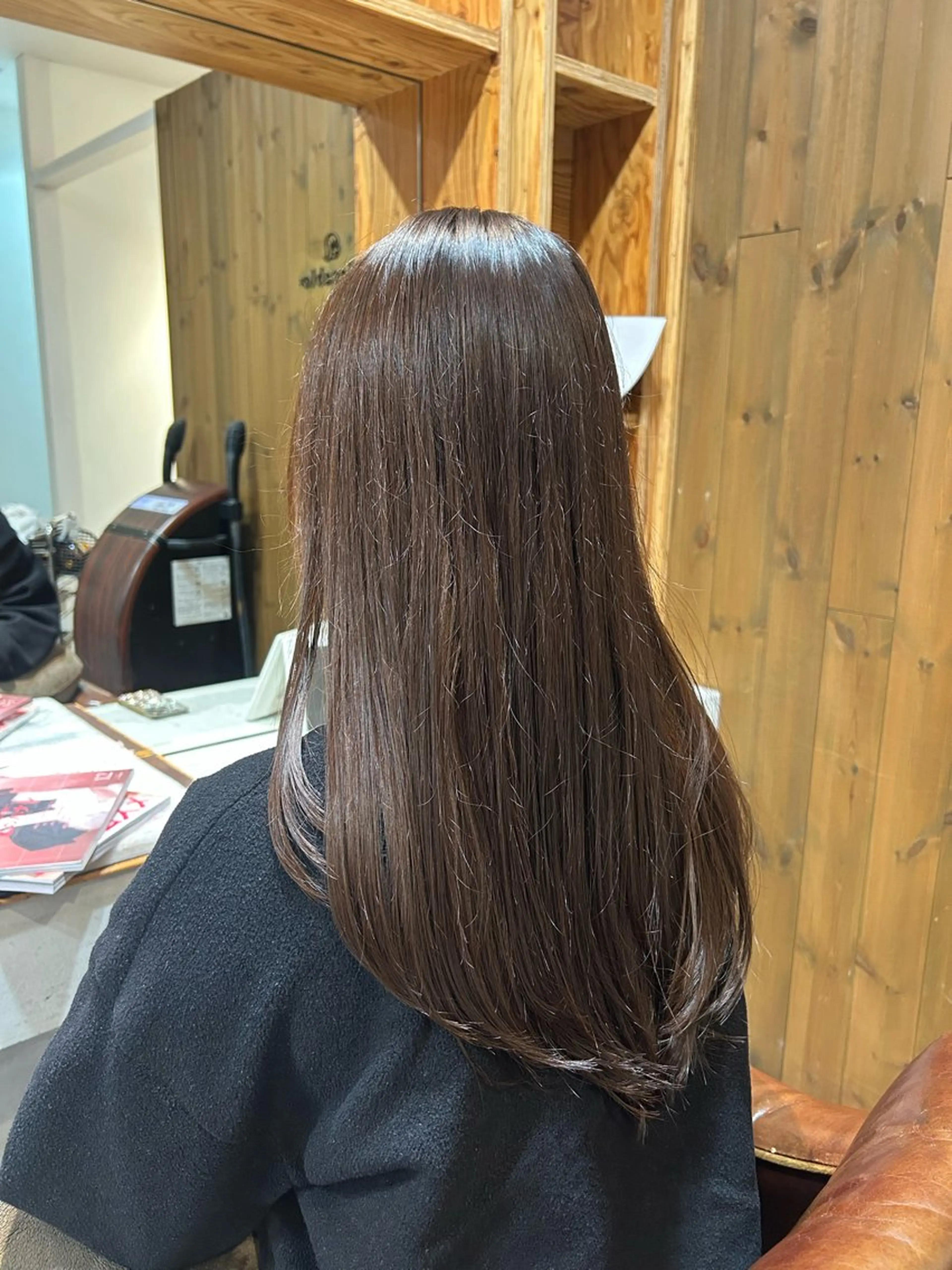 ロング レイヤーカット adorable 樋口円のヘアスタイル