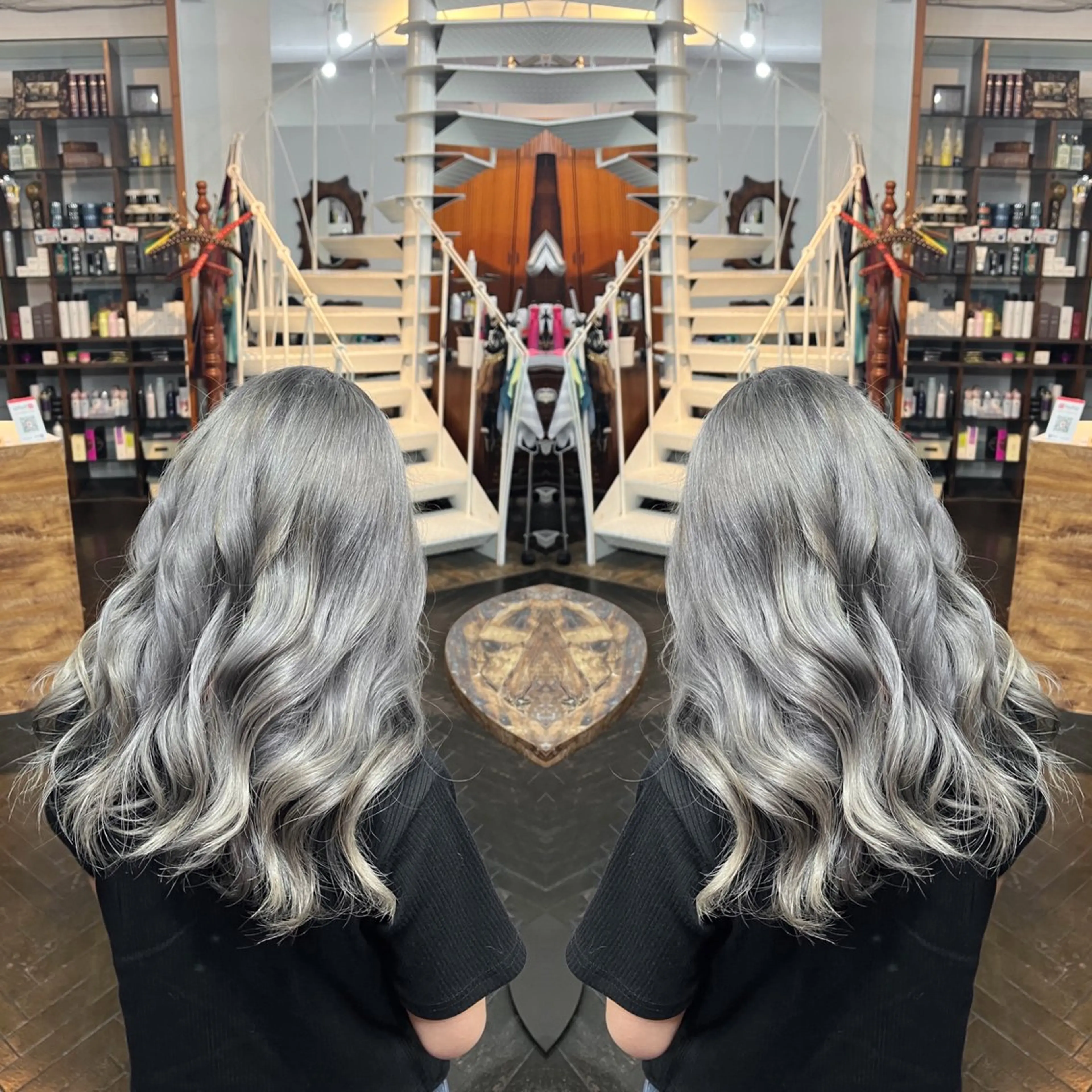 セミロング カラー ヘアカラー トリートメント ハイライト/レイヤー /ハイトーン/AOIのヘアスタイル