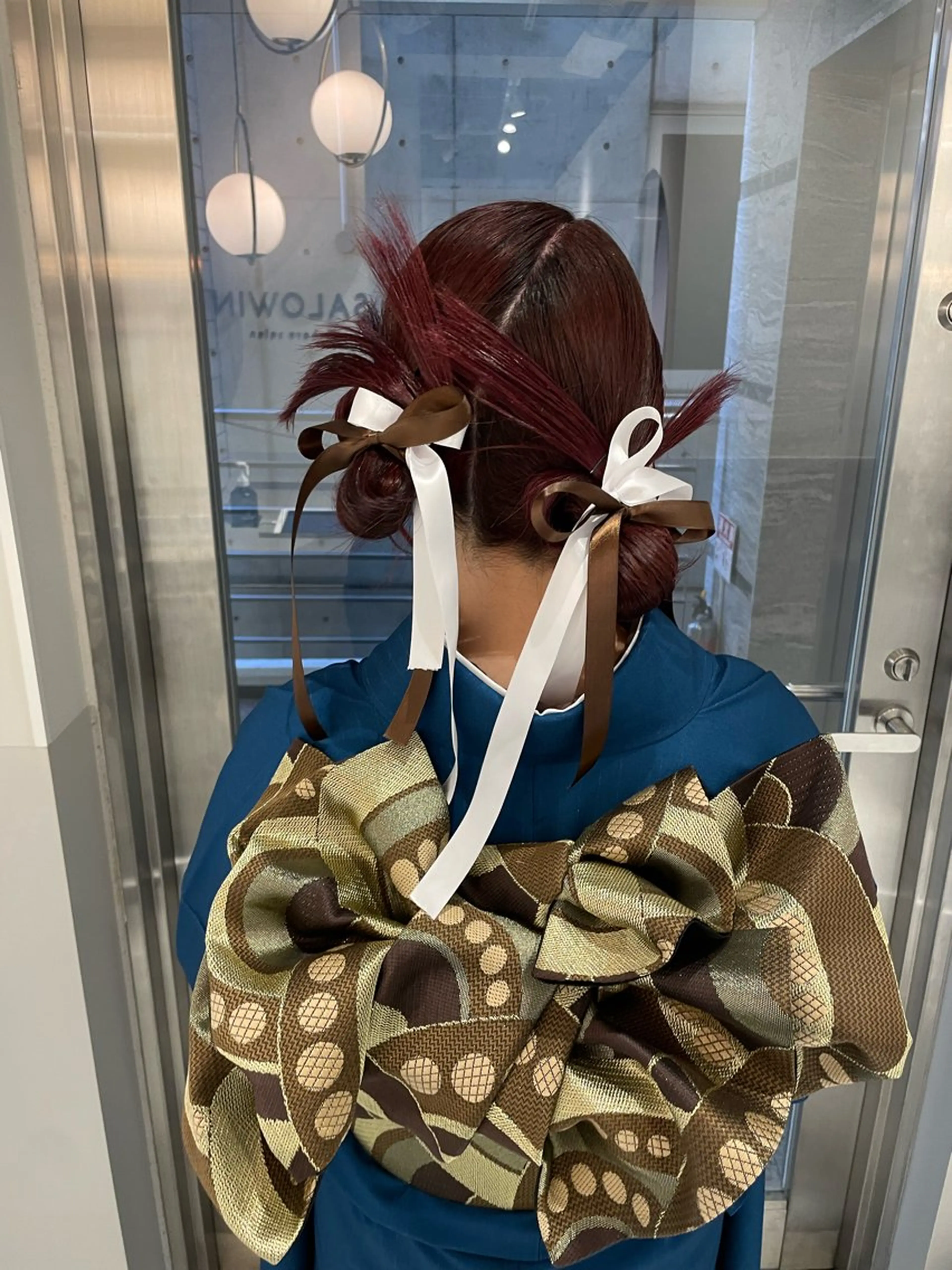 ヘアアレンジ ヘアセット satsuki 暖色・ブラウンカラーのヘアスタイル