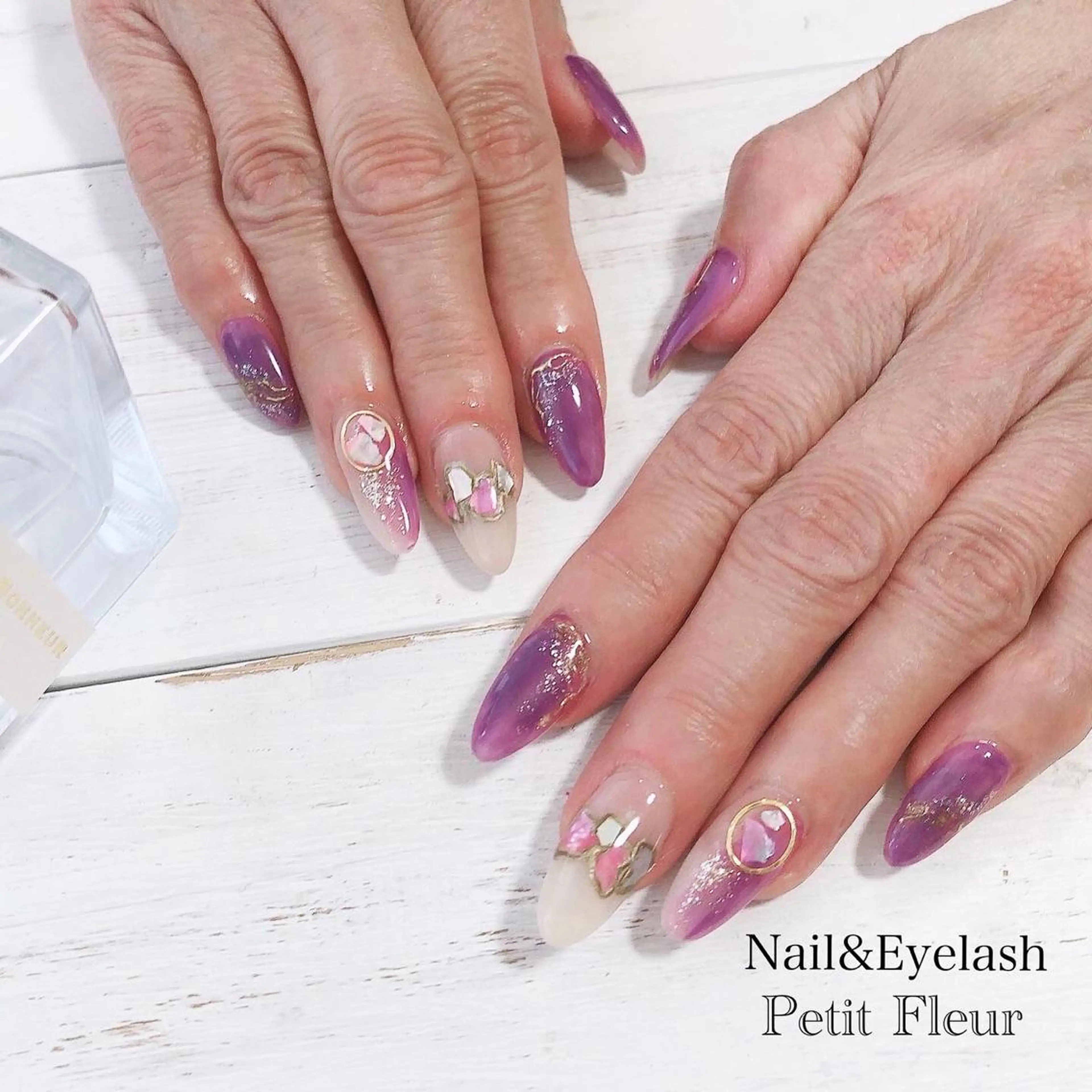 ネイル Petit Fleur所属・青柳 亜梨奈のマツエク・マツパデザイン