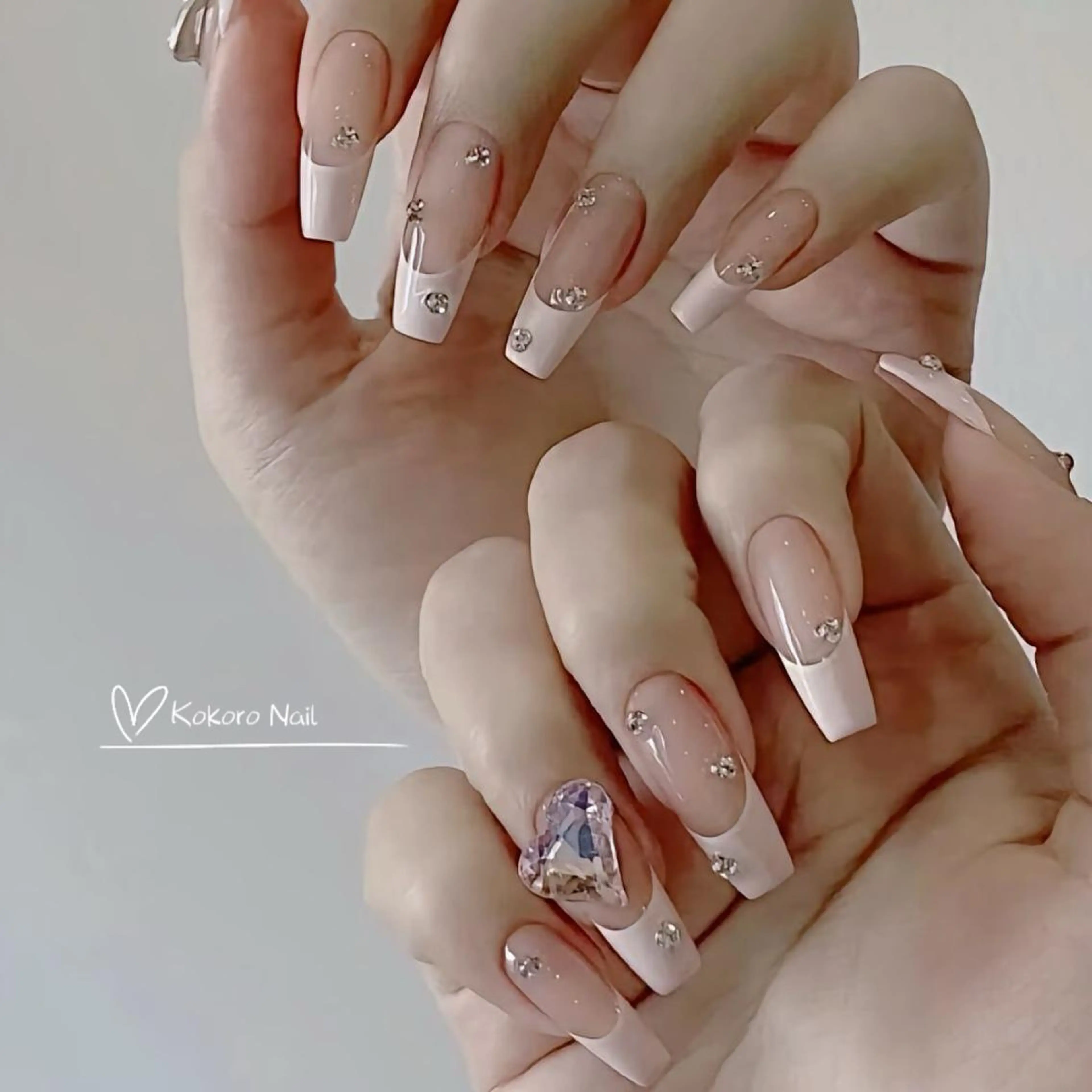 ネイル ハンドネイル ハンドケア 🌙LUNA 🌙のネイルデザイン