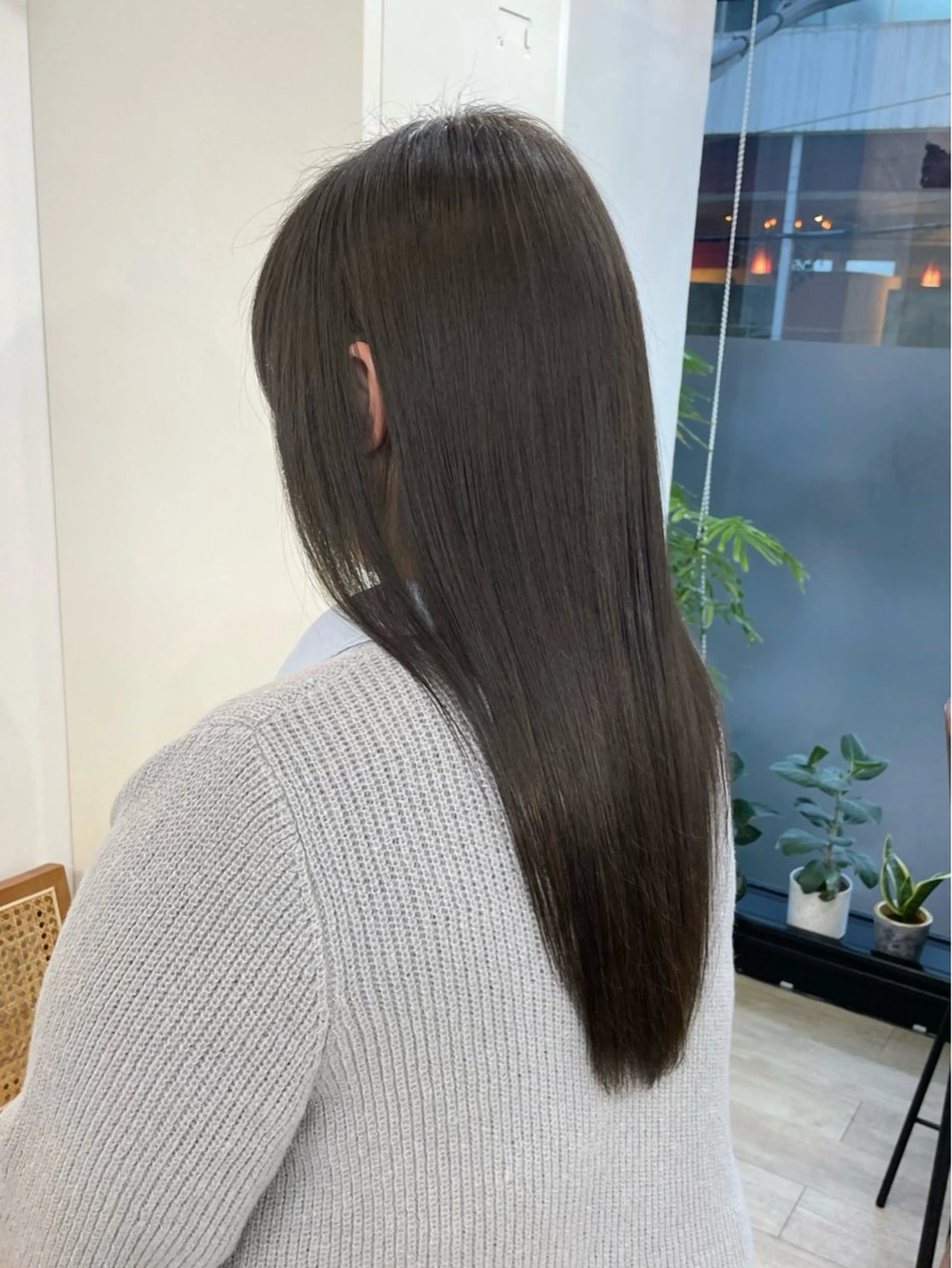 ロング カラー ブリーチ 透明感カラー ダブルカラー グレージュ ブリーチなしカラー ヘアカラー トリートメント ✨髪質改善✨原宿 えのもと　はなのヘアスタイル