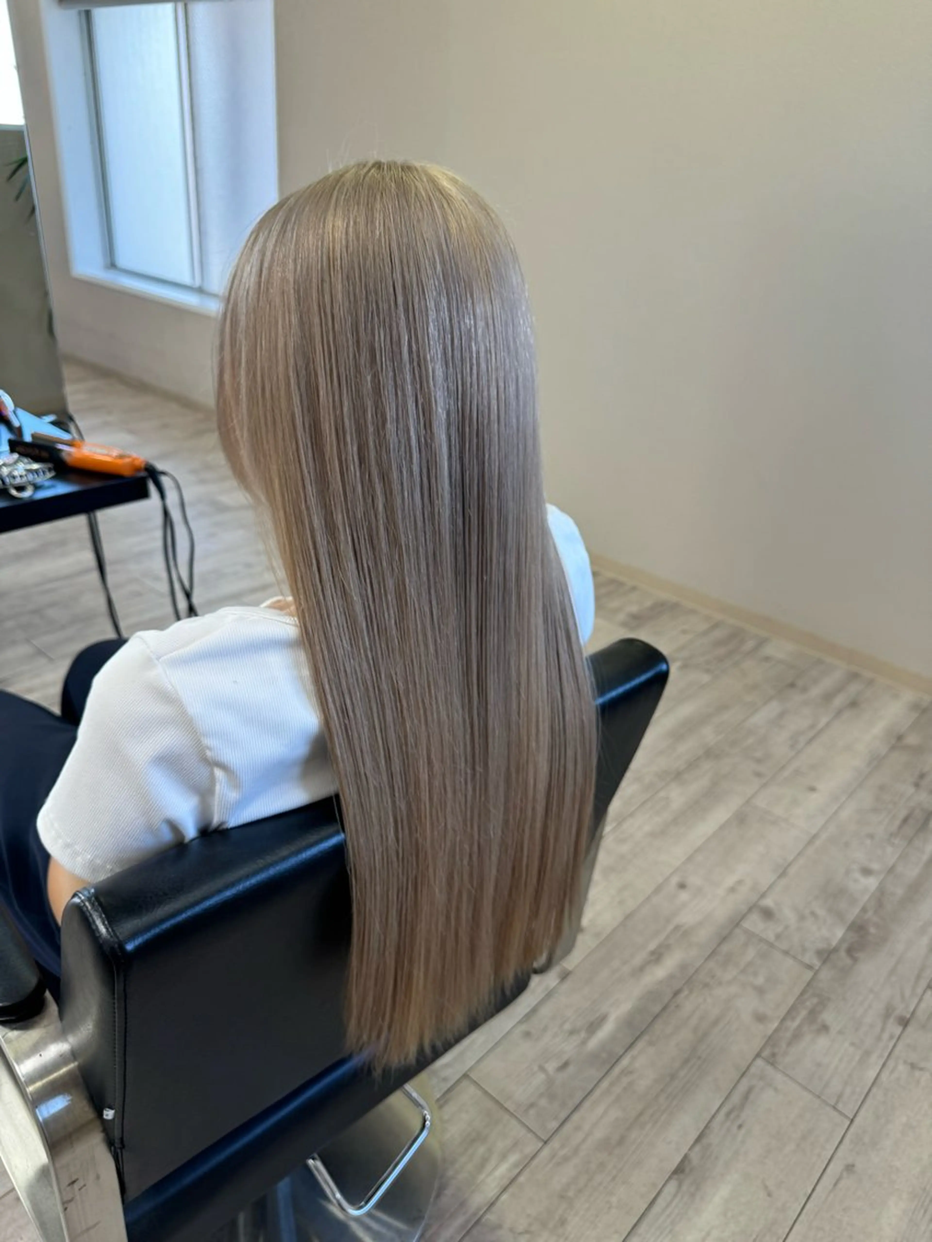 カラー カット ヘアカラー Tidehair tonda所属・Honoka (ほのか)のヘアスタイル