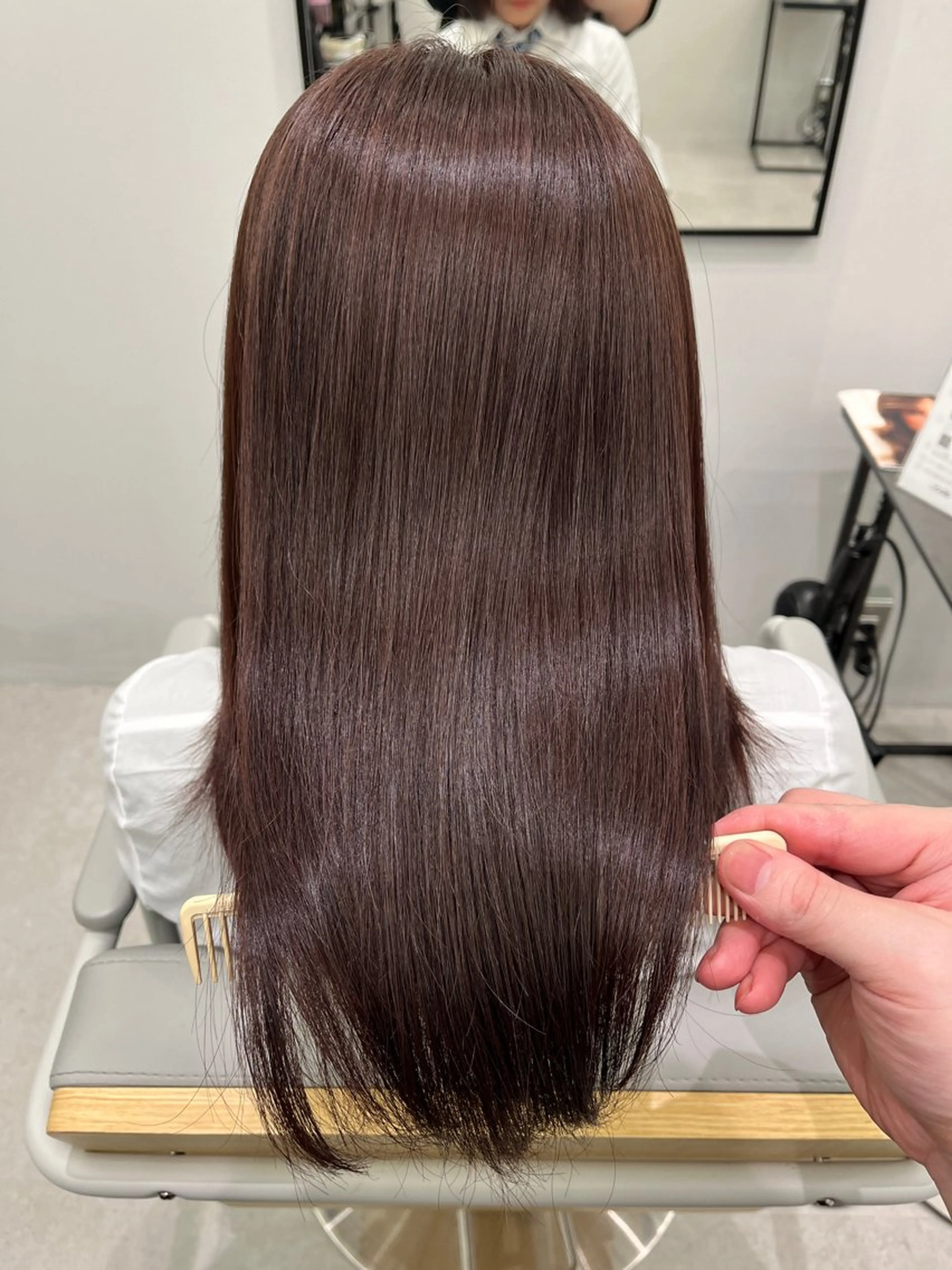 ミディアム カラー 菅 樹希弥のヘアスタイル