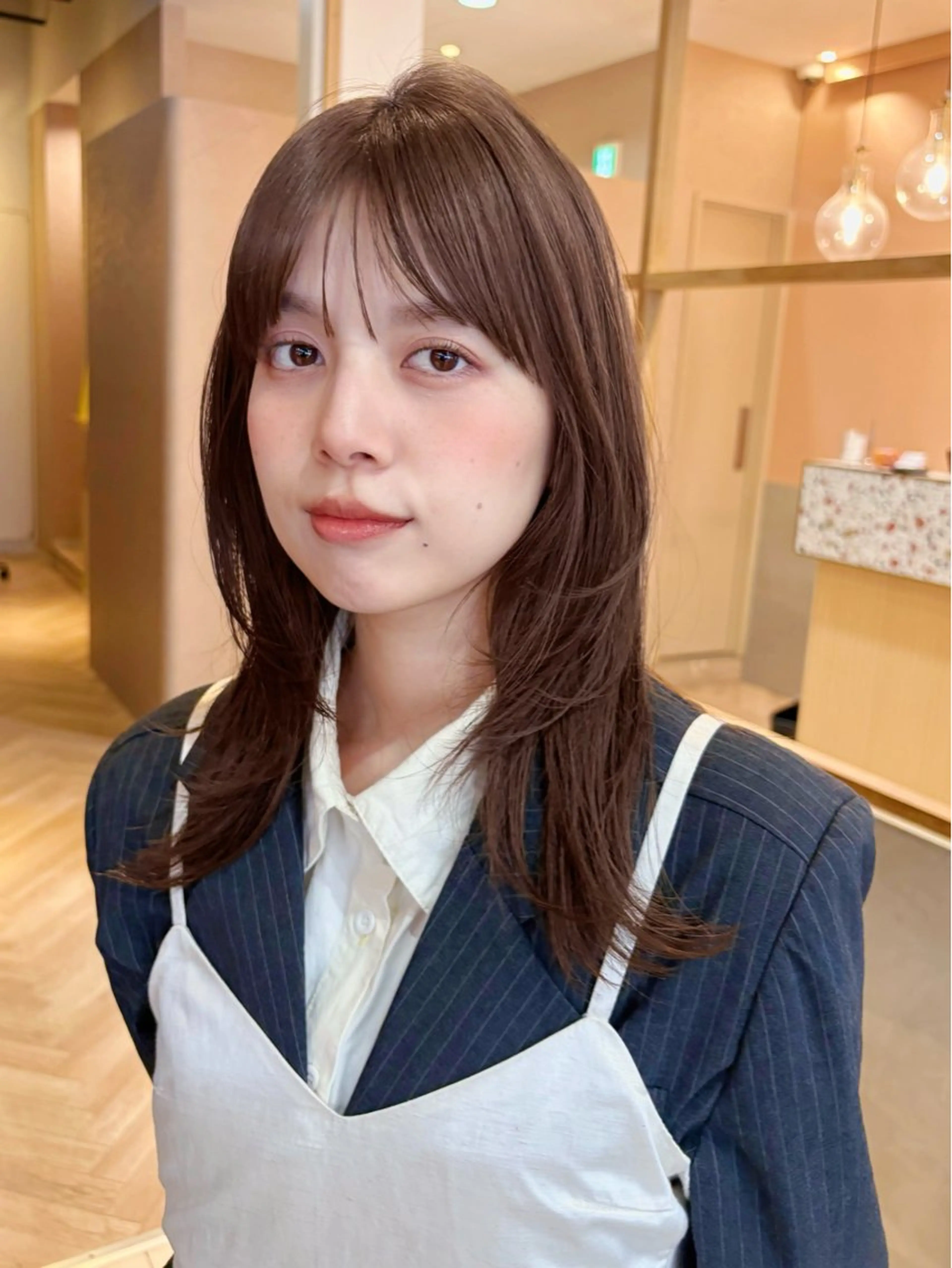 ミディアム カット ヘアカラー トリートメント 似合わせ/ベージュ /レイヤー/りほ🤍のヘアスタイル