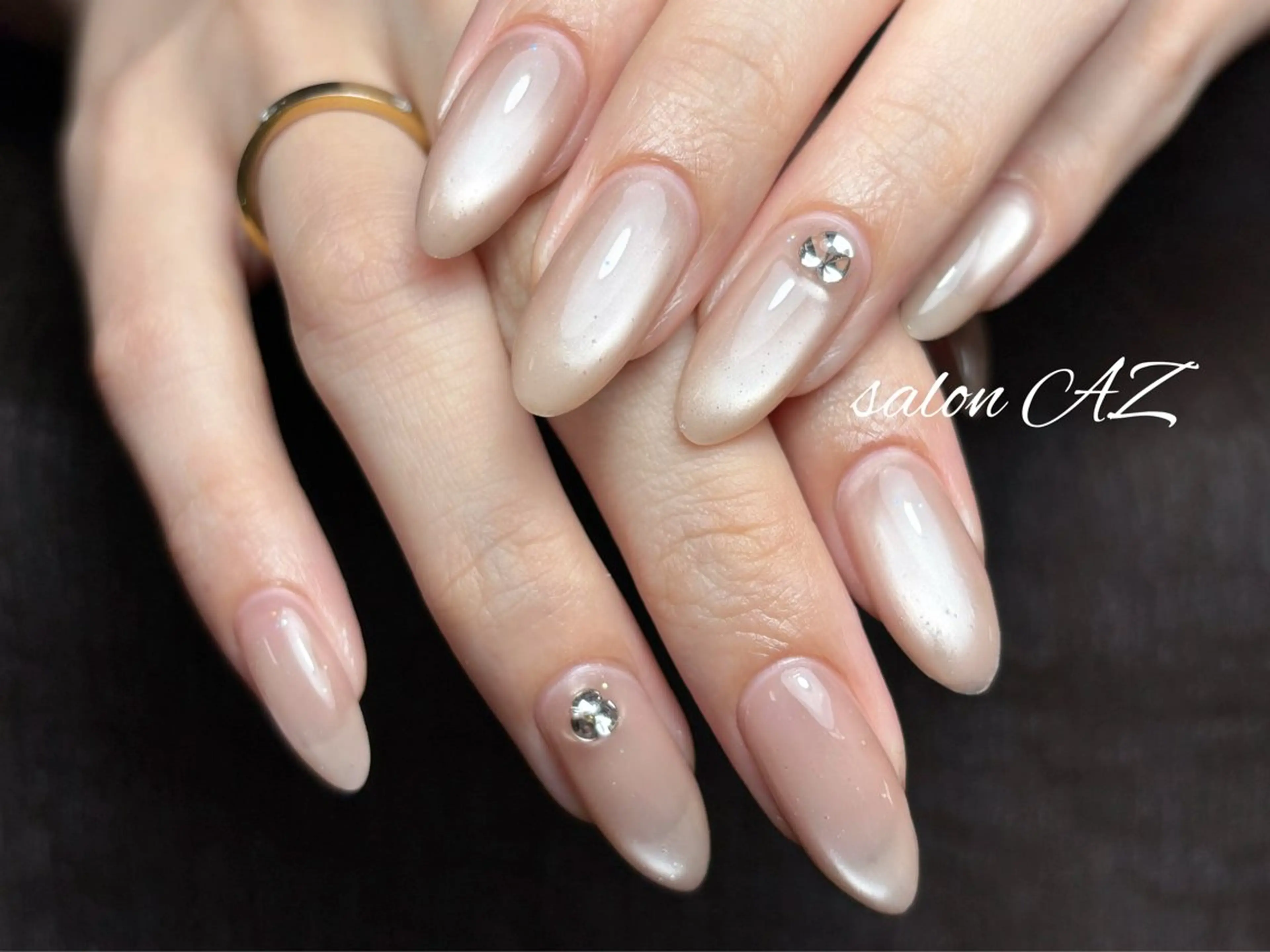 ネイル アートネイル 長さ出し フットネイル フレンチネイル ジェルネイル ハンドネイル salon AZのネイルデザイン