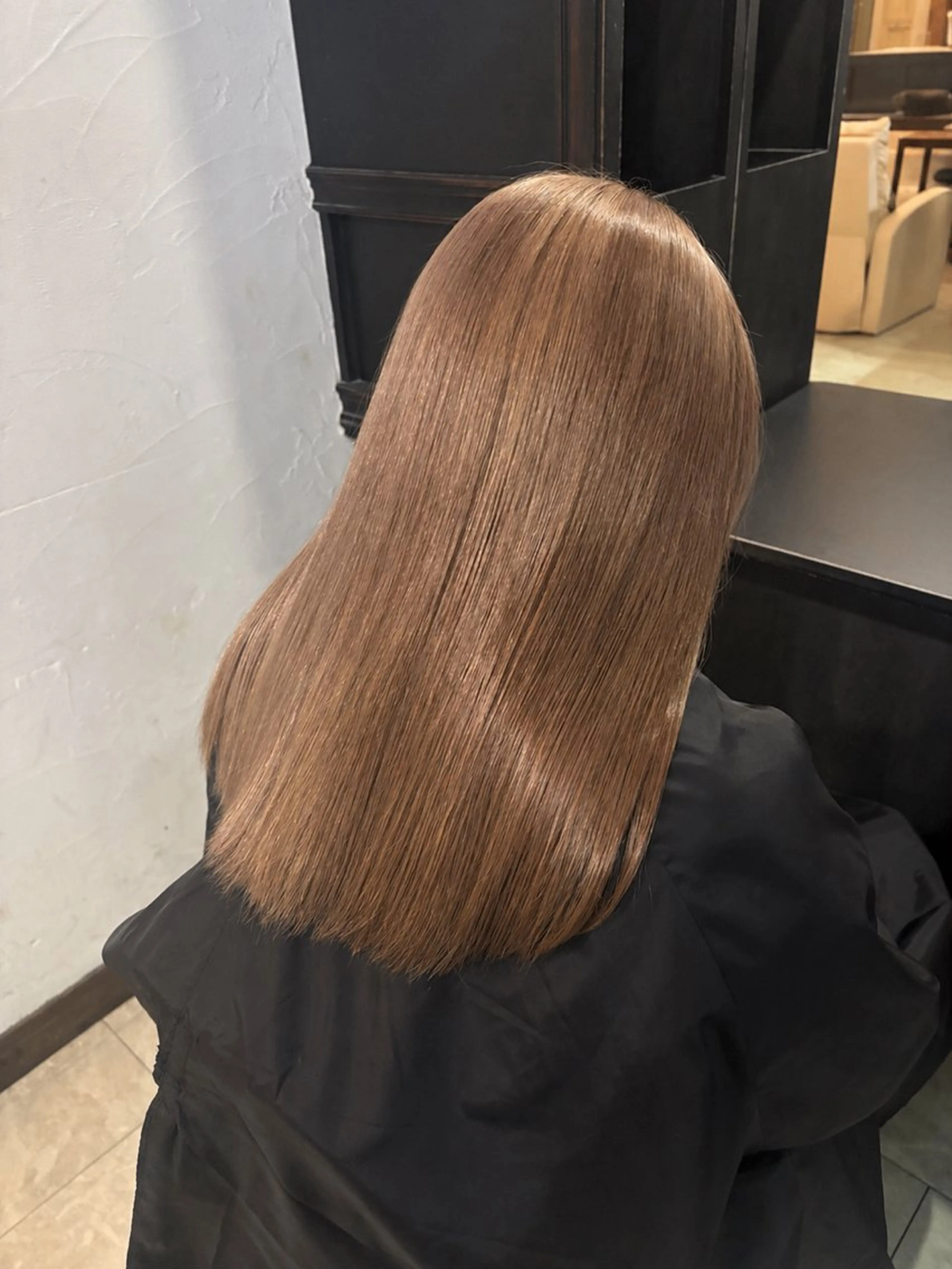 セミロング カラー ヘアカラー 内藤 来樹のヘアスタイル