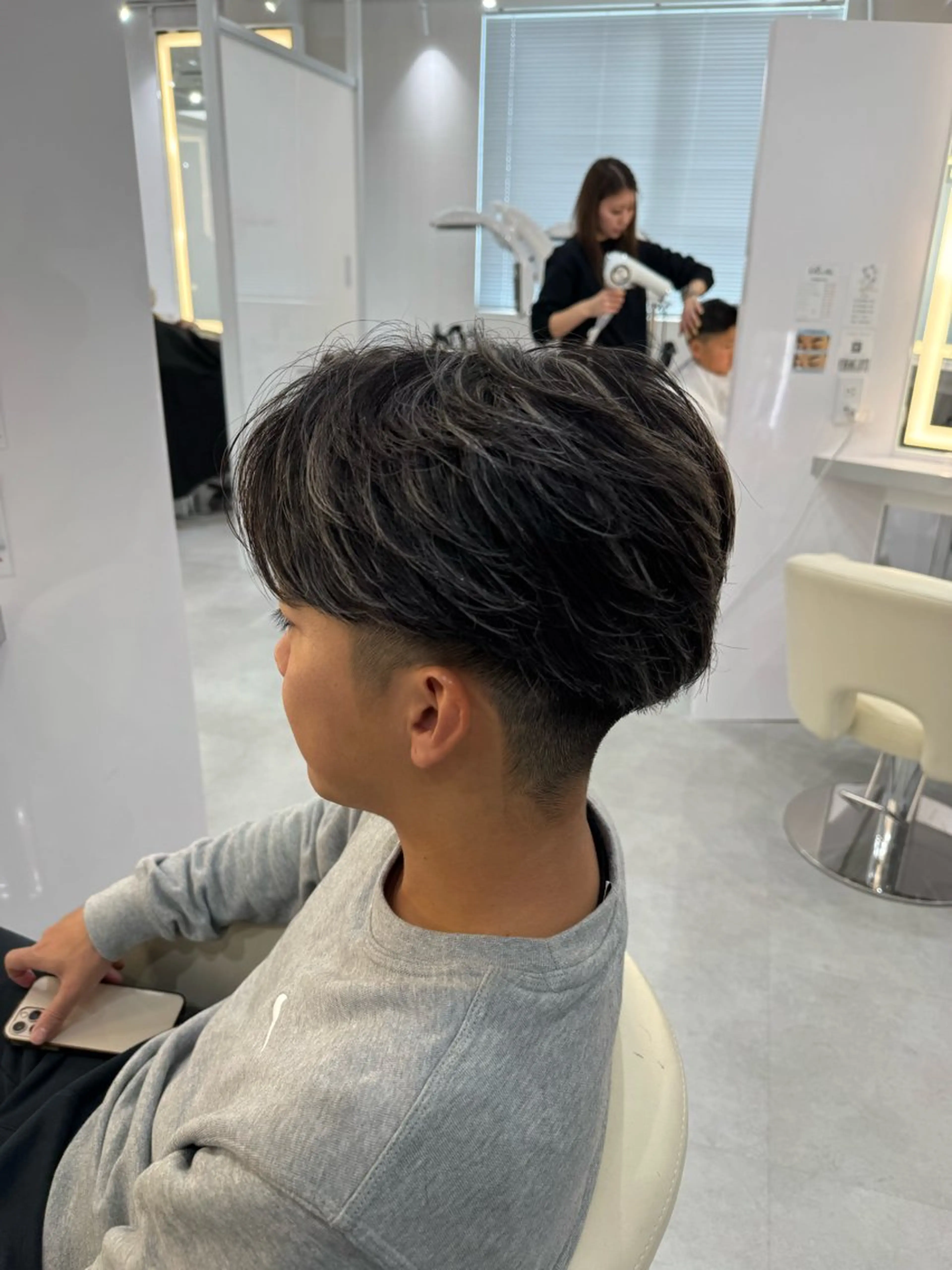 カラー メンズ 山下 光太郎のヘアスタイル