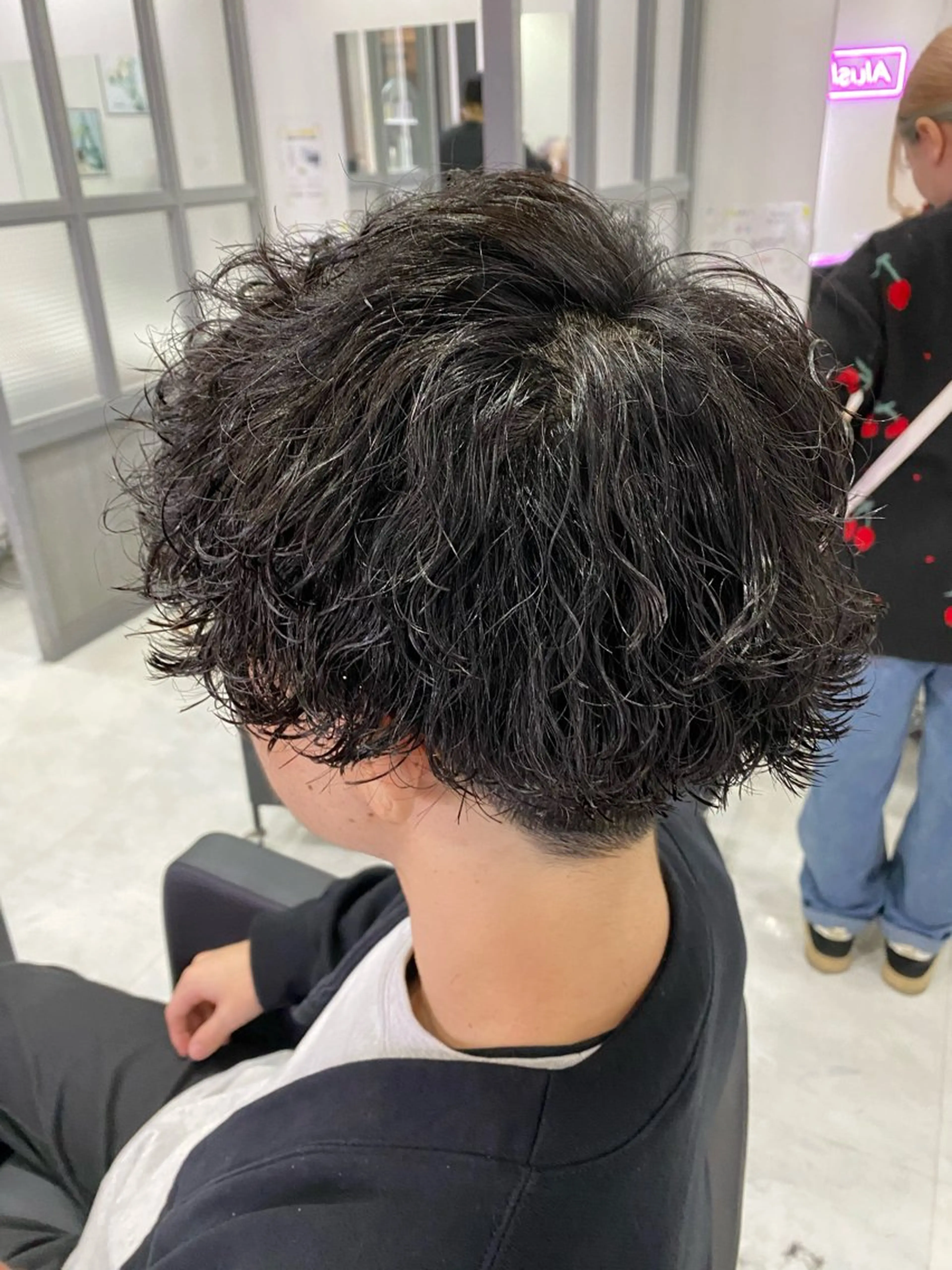 ミディアム パーマ メンズ カット パーマ 🟣メンズパーマ 川端 永遠🟣のヘアスタイル