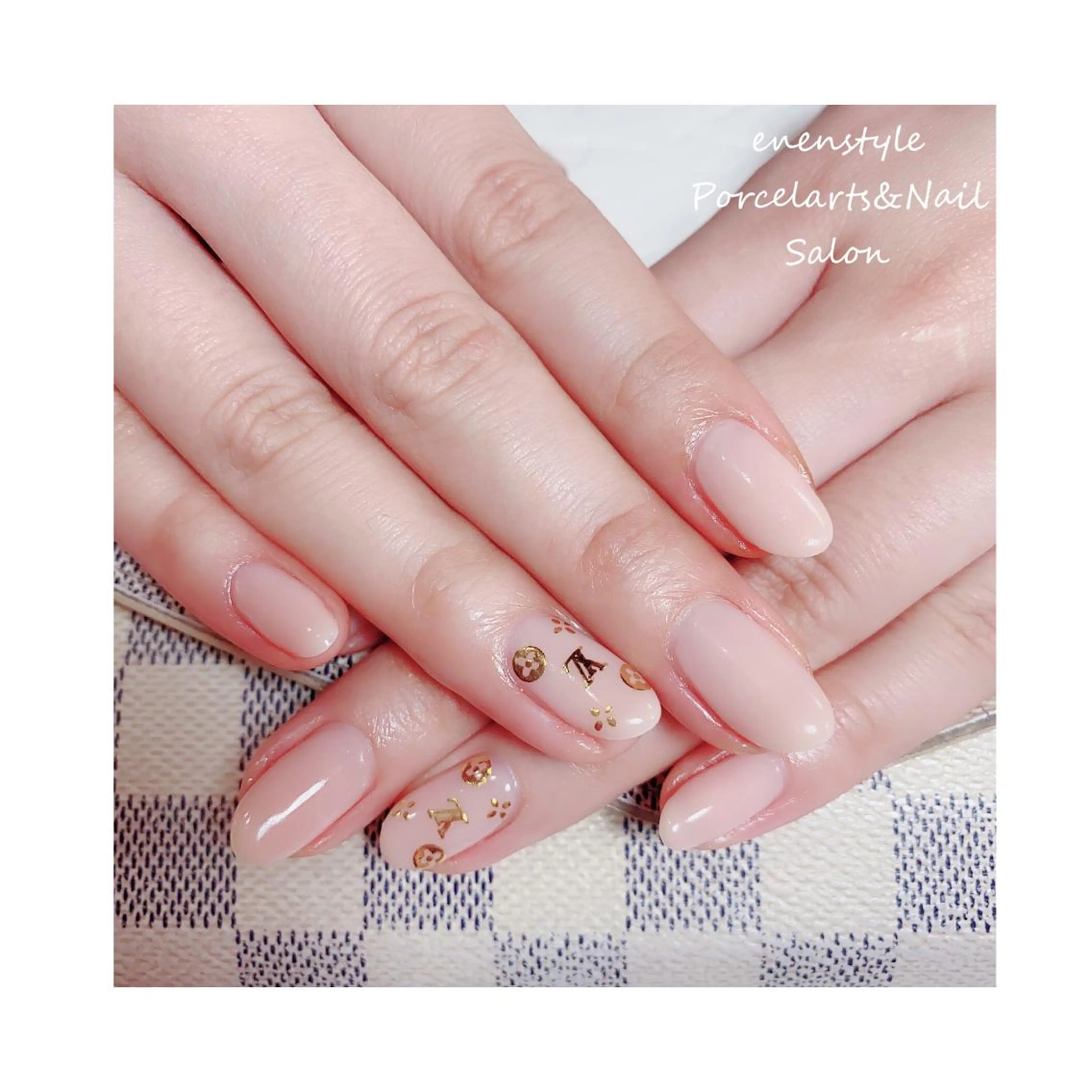 ショート ネイル ジェルネイル ニュアンスネイル オフィスネイル ワンカラーネイル パラジェル 👑enen style👑のネイルデザイン