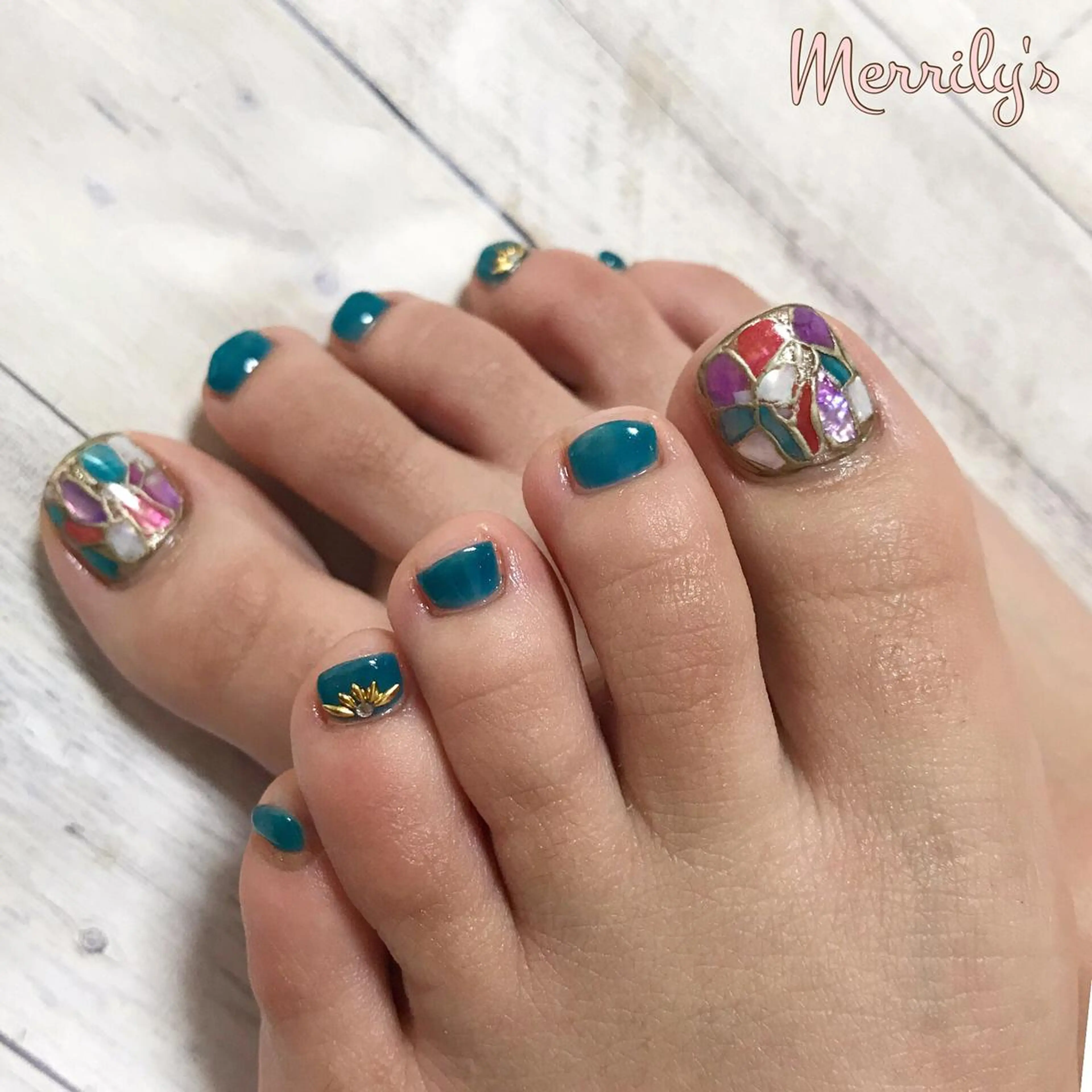 ネイル Merrily's所属・Merrily's Hagi Minaのネイルデザイン