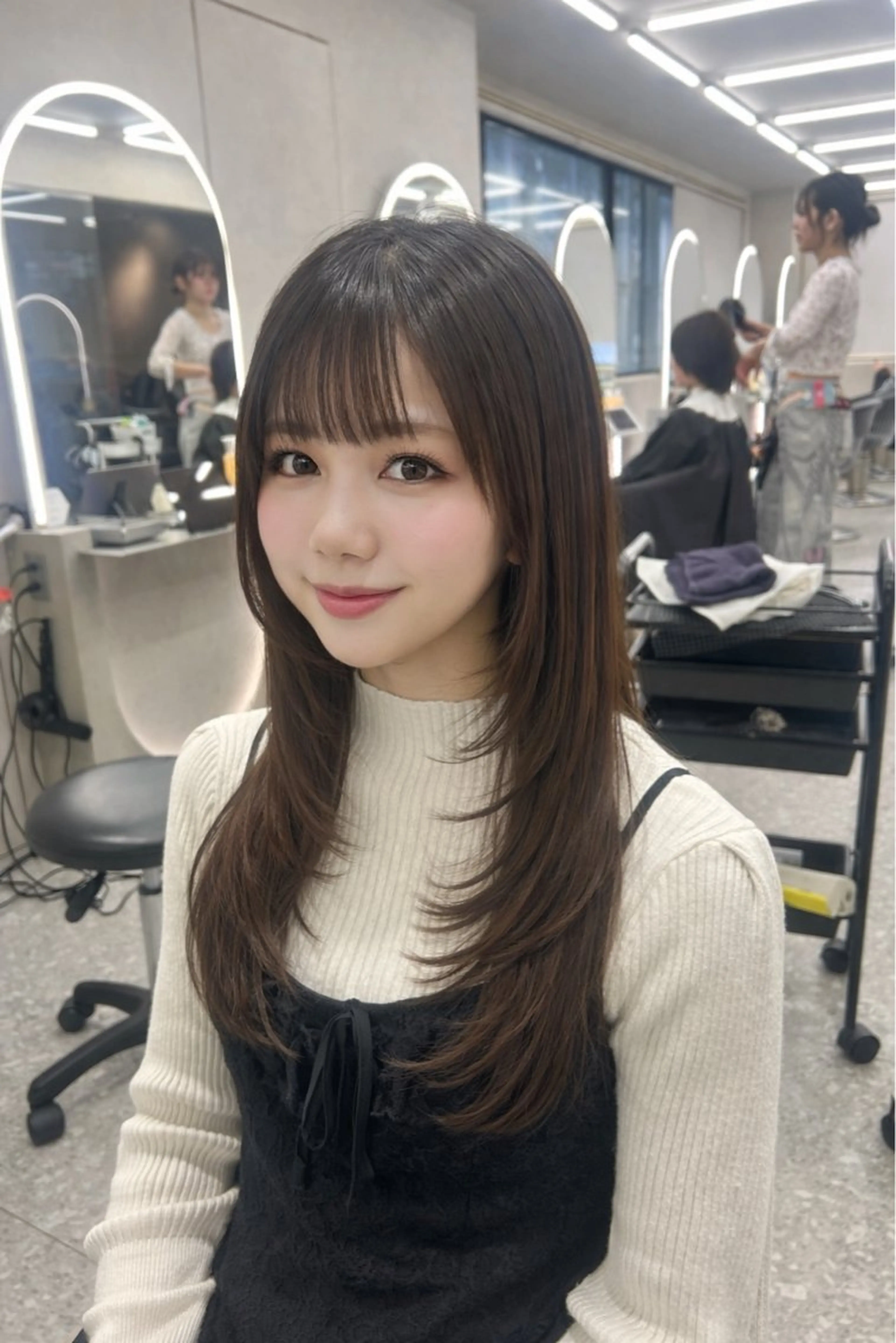 ロング あ い か 🎀 レイヤーカットのヘアスタイル